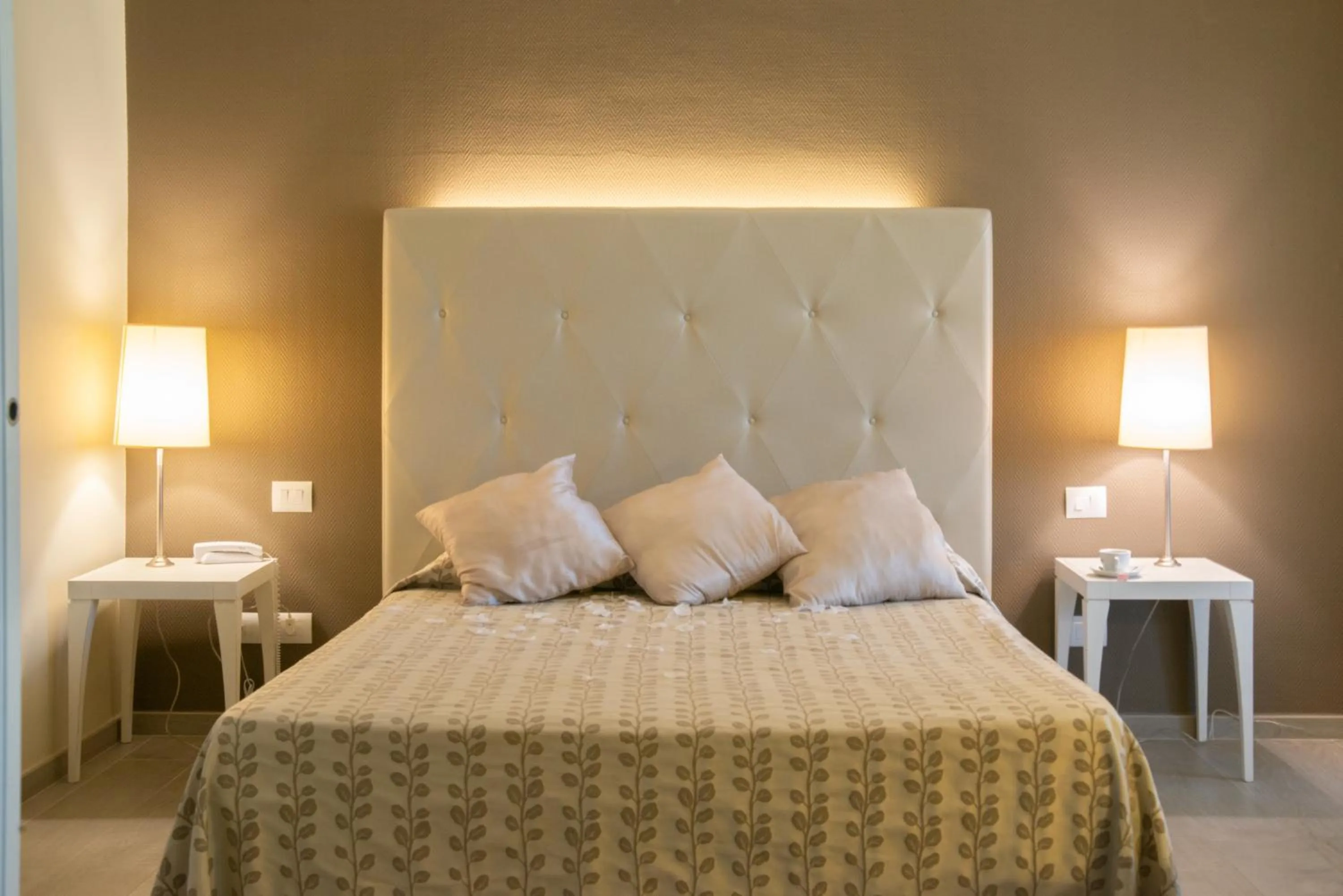 Bed in Hotel Degli Ulivi