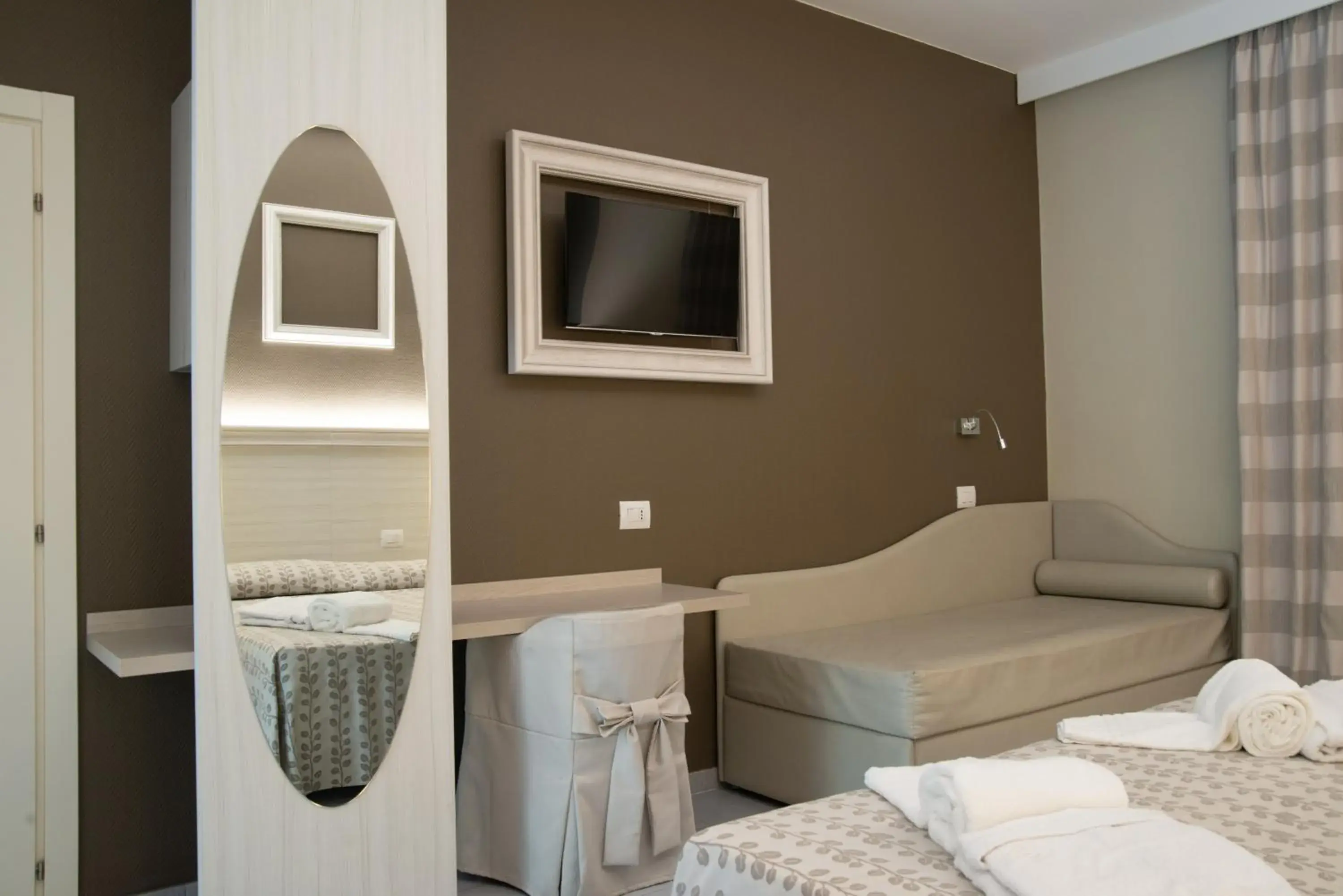 Superior Double Room in Hotel Degli Ulivi Superior Double Room in Hotel Degli Ulivi