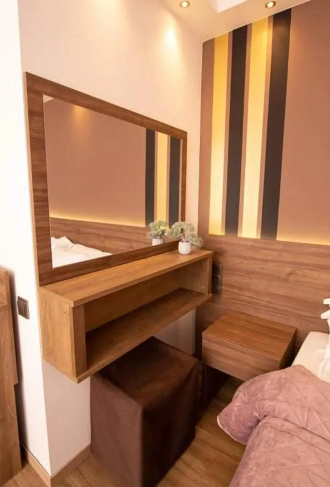 Bed in Mont Helmos Hotel