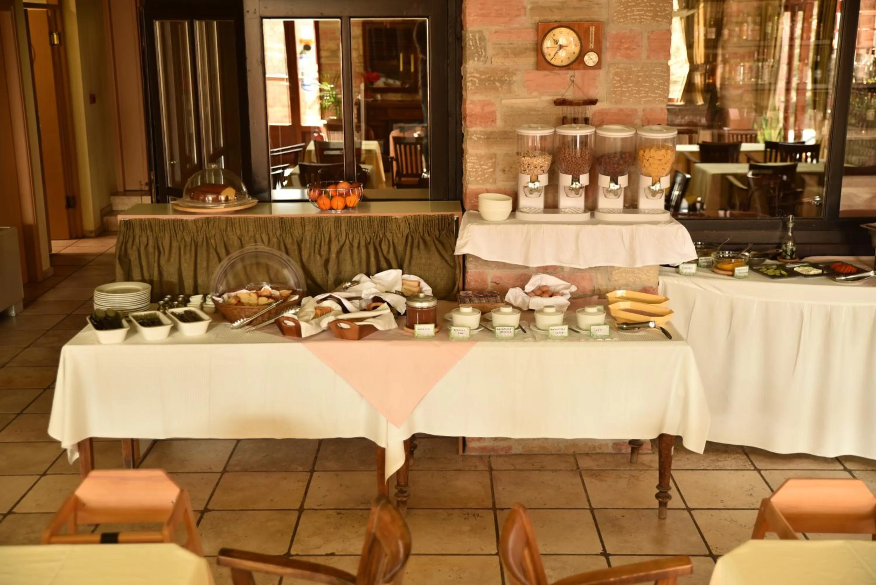 Buffet breakfast in Mont Helmos Hotel