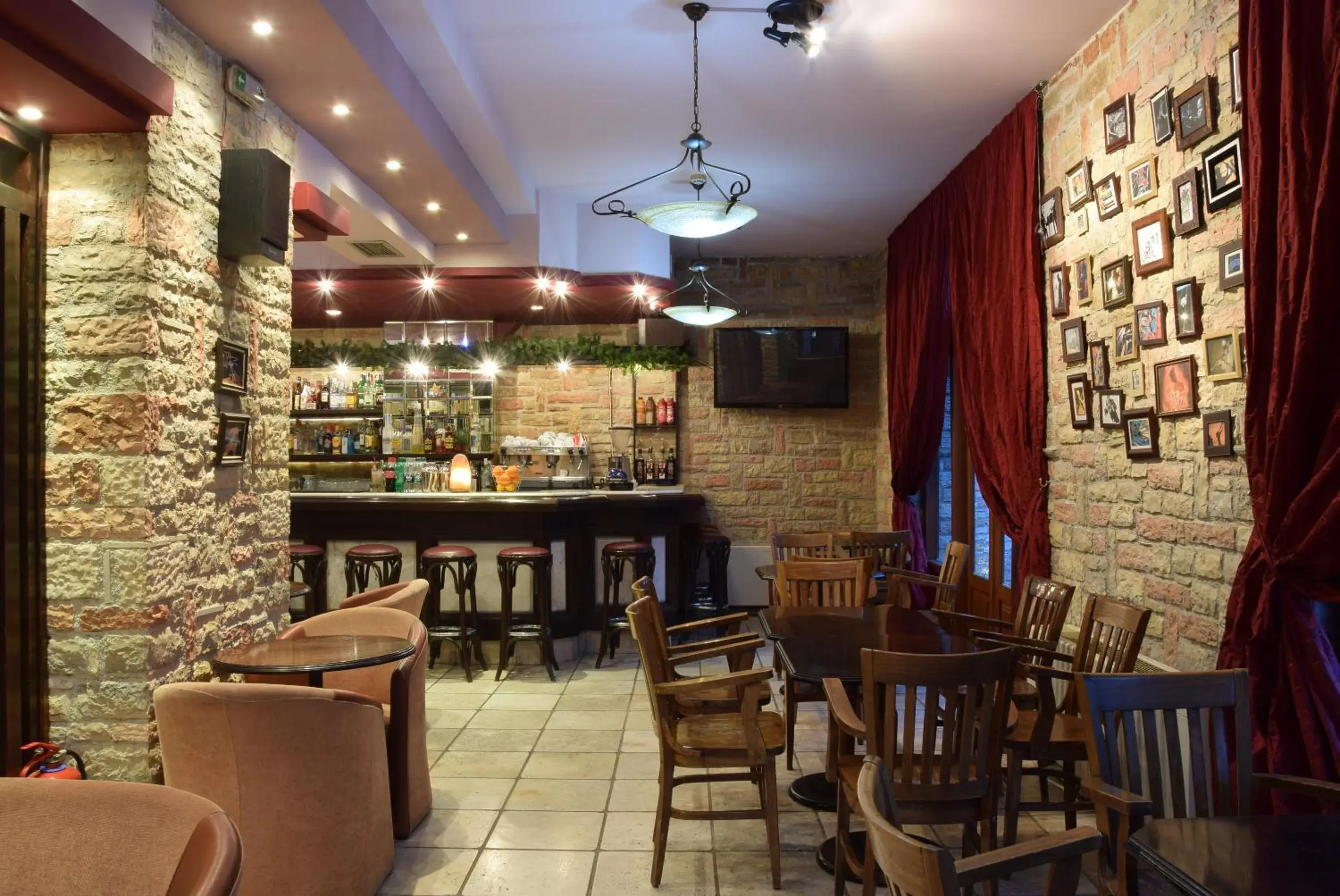 Property building in Mont Helmos Hotel Property building in Mont Helmos Hotel