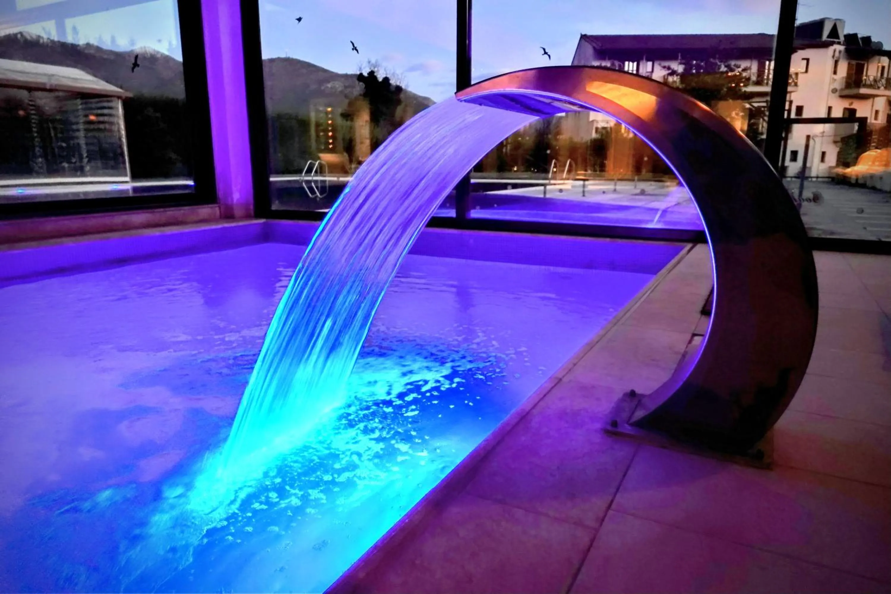 Swimming pool in Mont Helmos Hotel