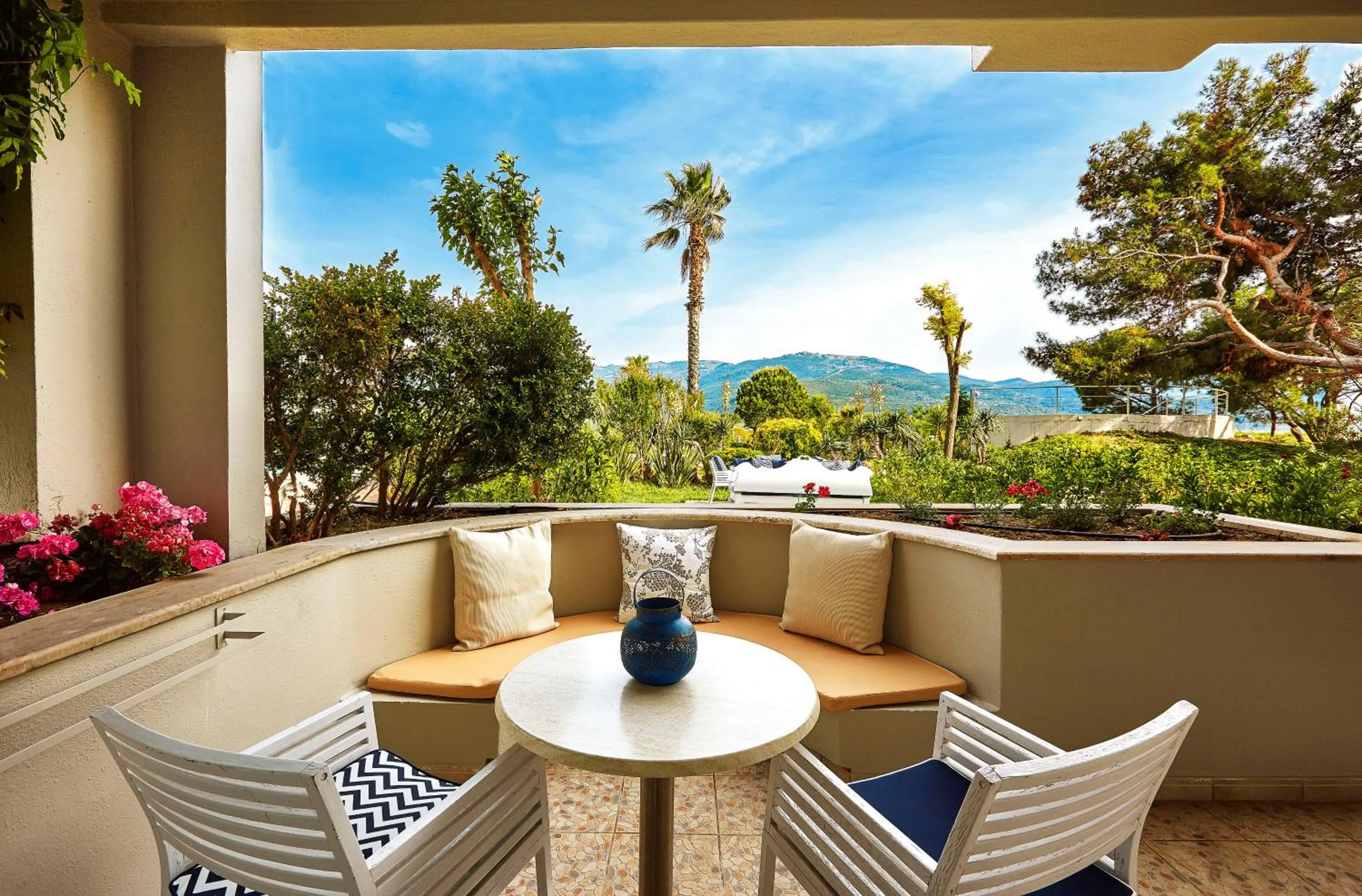 Day in Ilio Mare Hotel