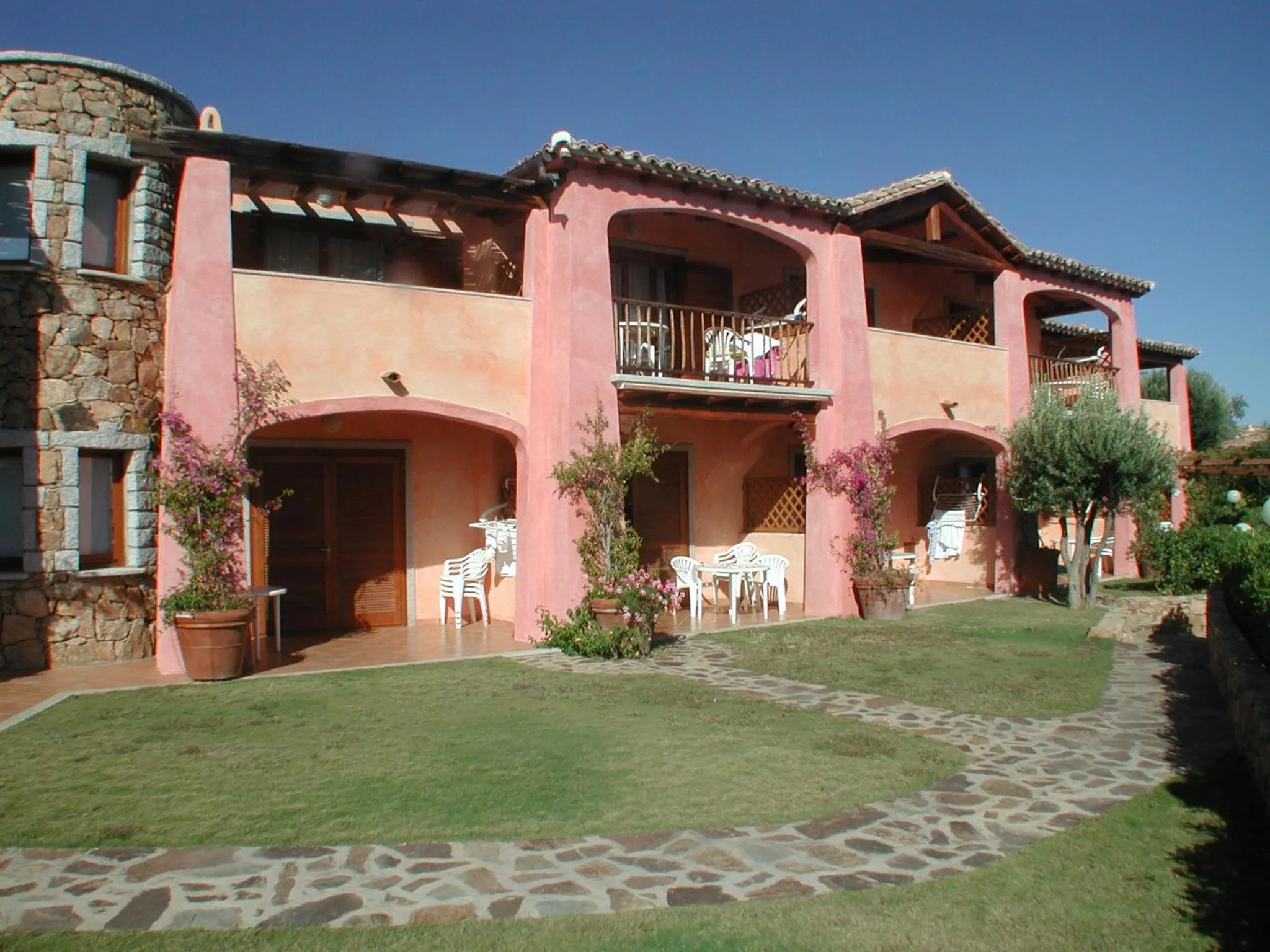 Property building in Baia Caddinas Clubresidence