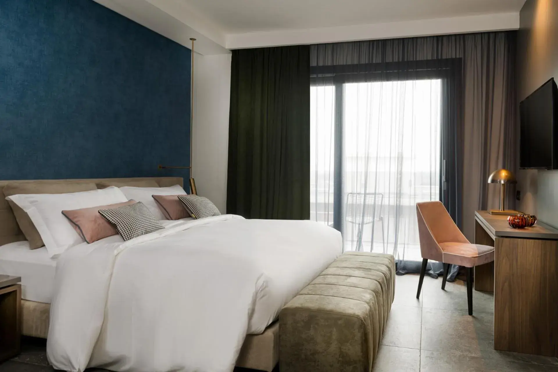 Deluxe Double Room with Side Sea View in Coast Hotel & Spa - Adults Only Aperto tutto l'anno Deluxe Double Room with Side Sea View in Coast Hotel & Spa - Adults Only Aperto tutto l'anno