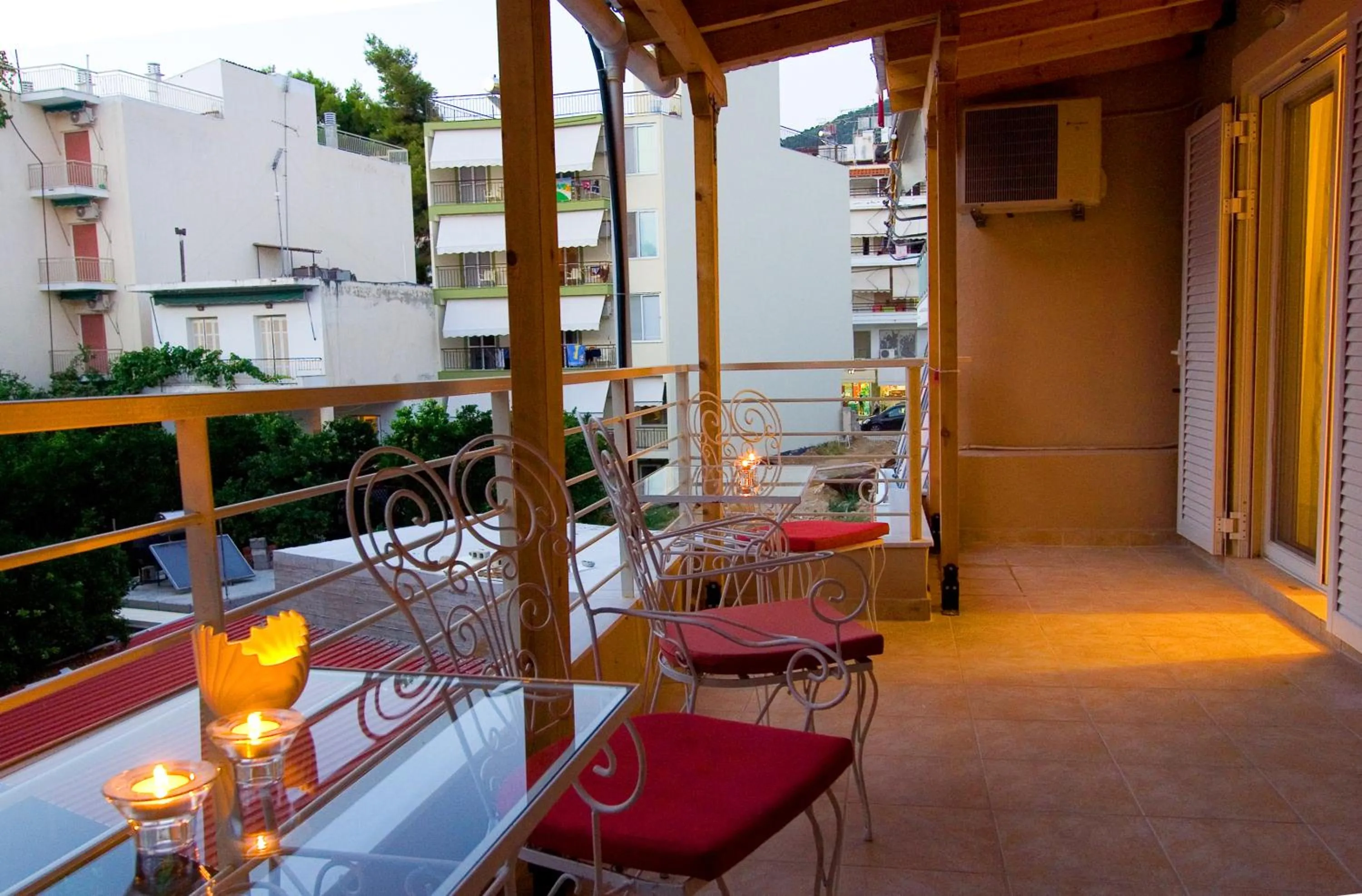 Balcony/Terrace in Evita's Studios