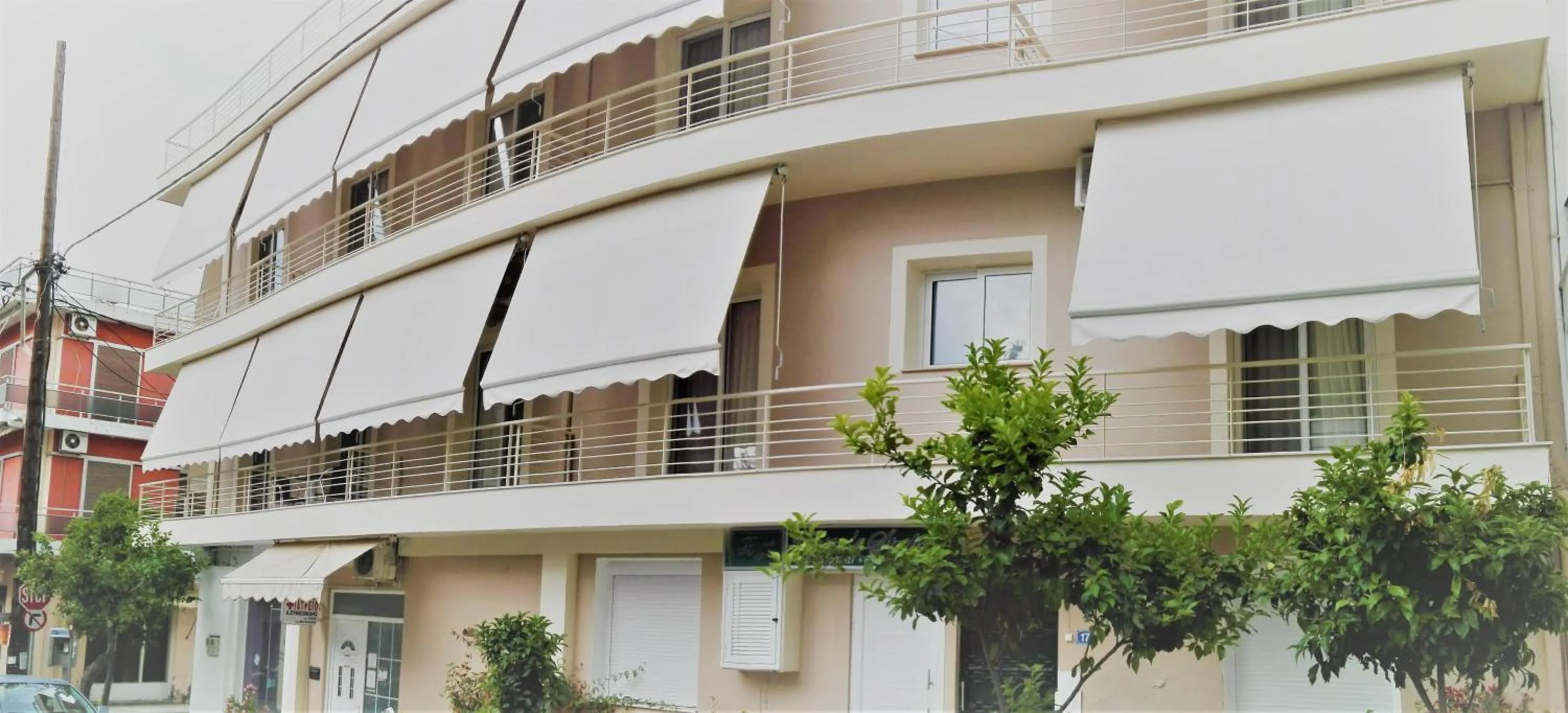 Property building in Evita's Studios