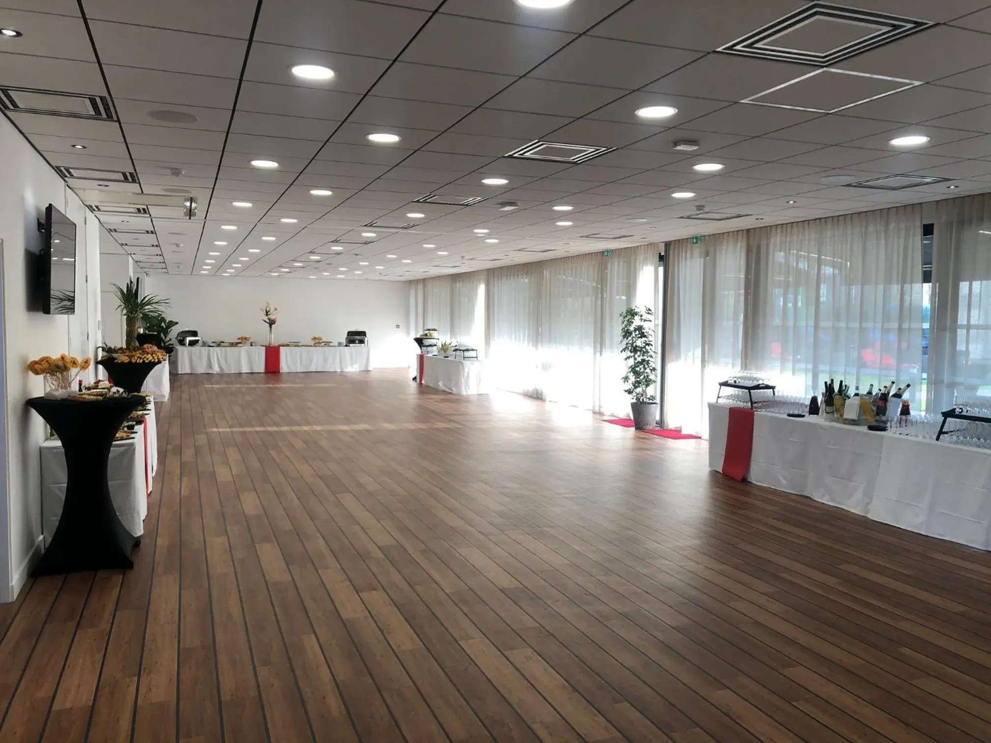 Banquet/Function facilities, Banquet Facilities in Hôtel Forest Hill Meudon Velizy