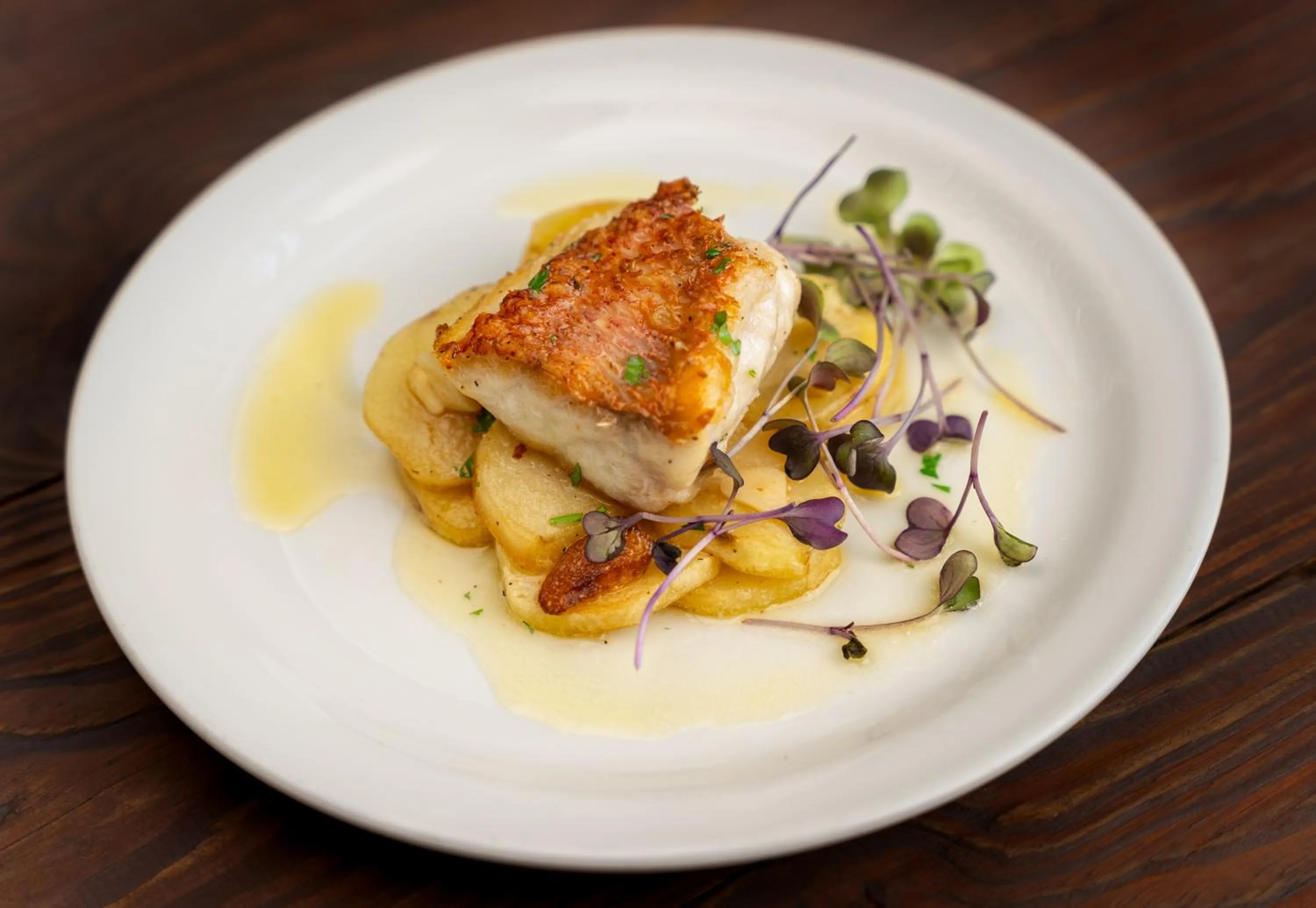 Restaurant/places to eat in Marina de Salinas