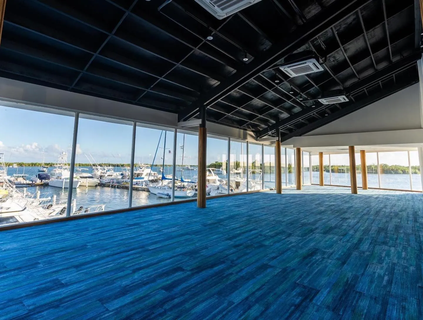 Property building in Marina de Salinas