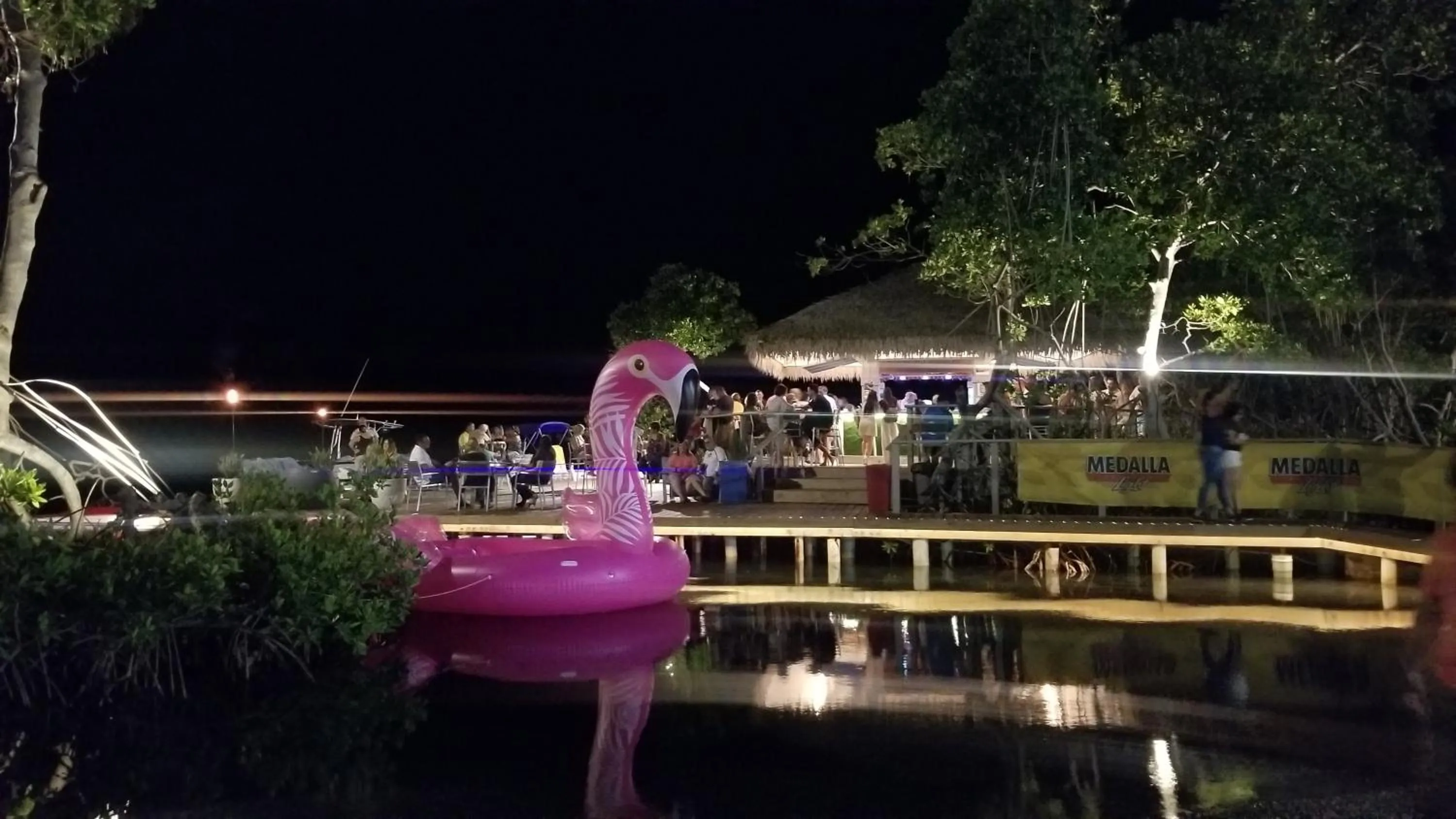 Restaurant/places to eat in Marina de Salinas