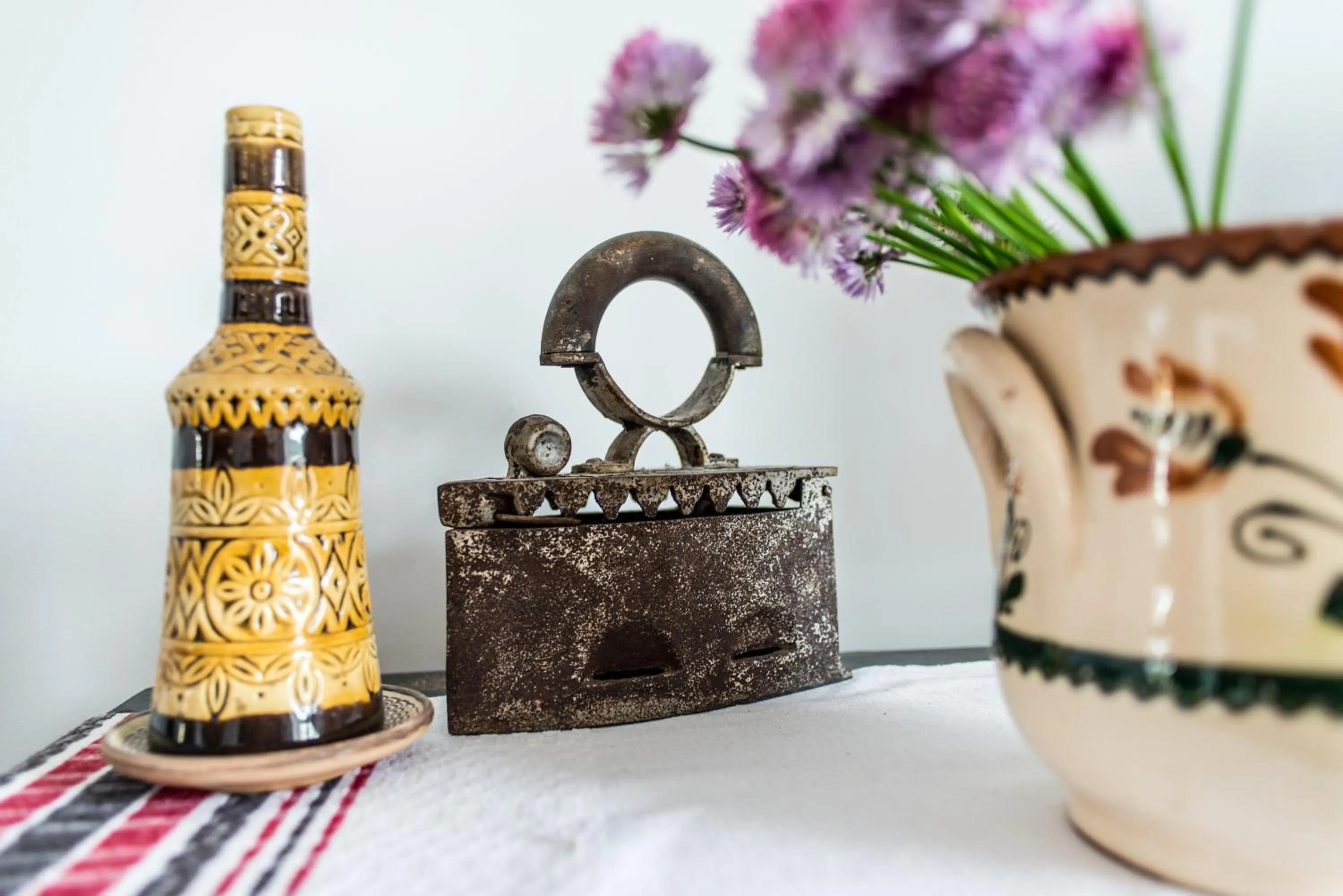 Decorative detail in Conacul Archia