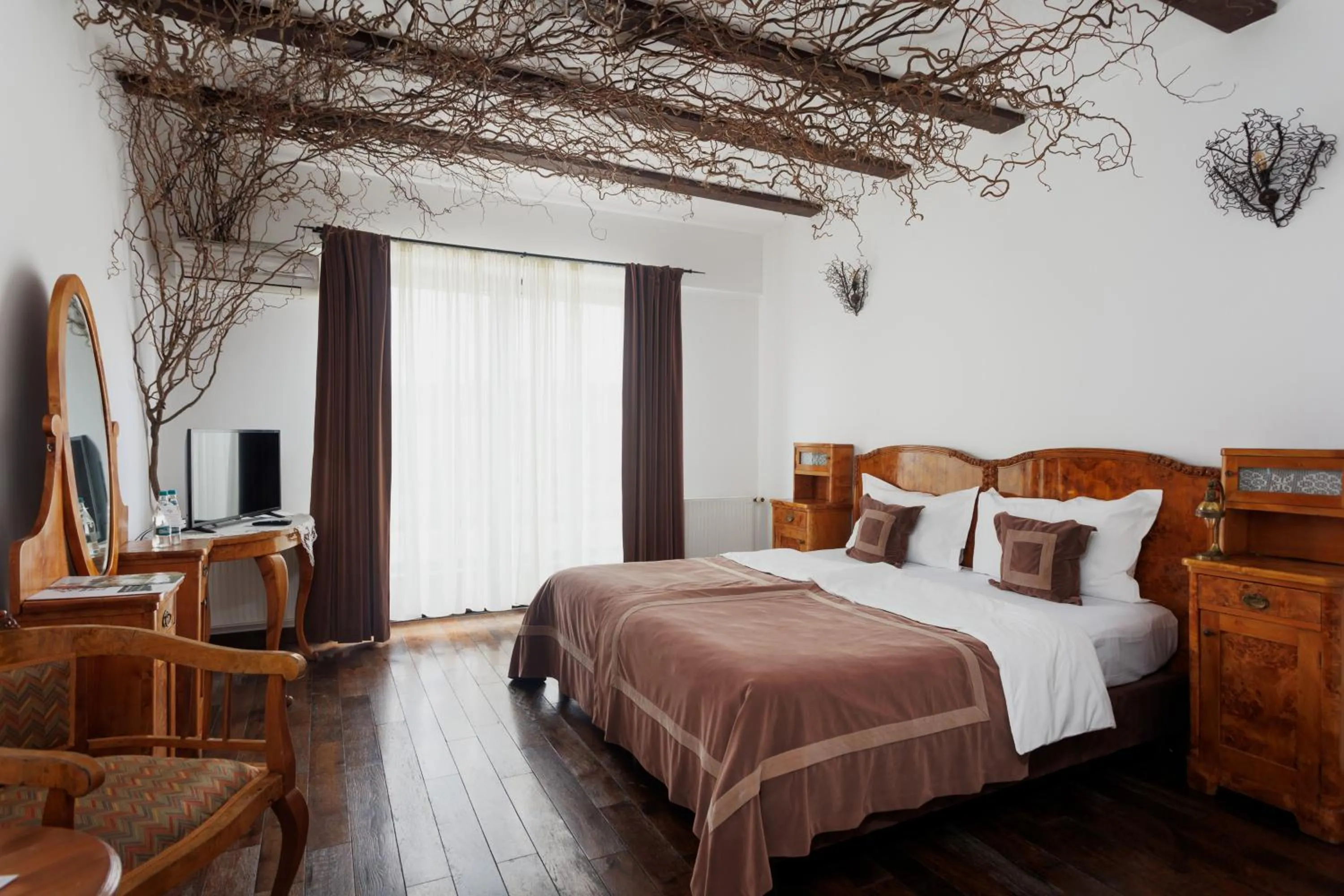 Bed in Conacul Archia