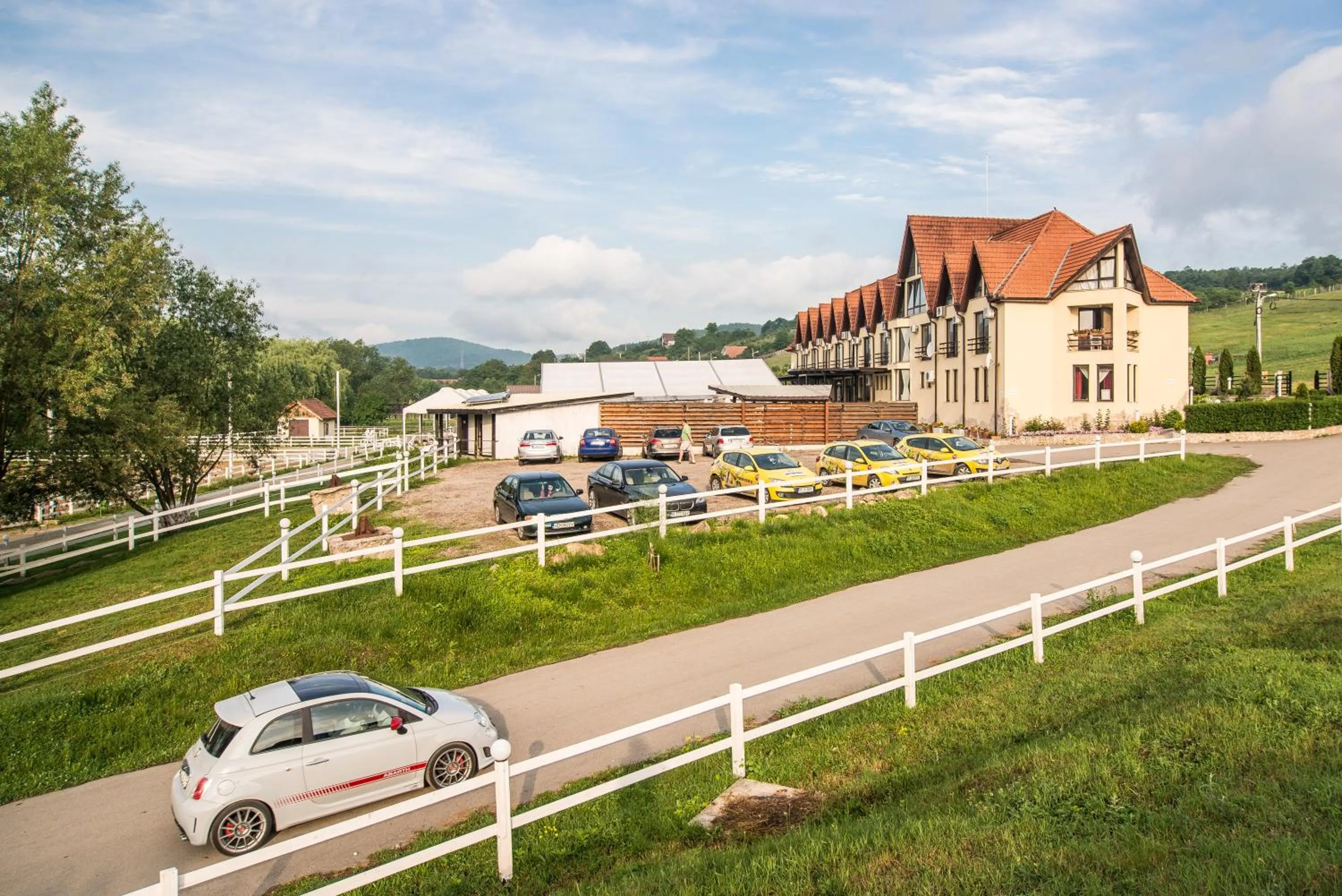 Property building in Conacul Archia