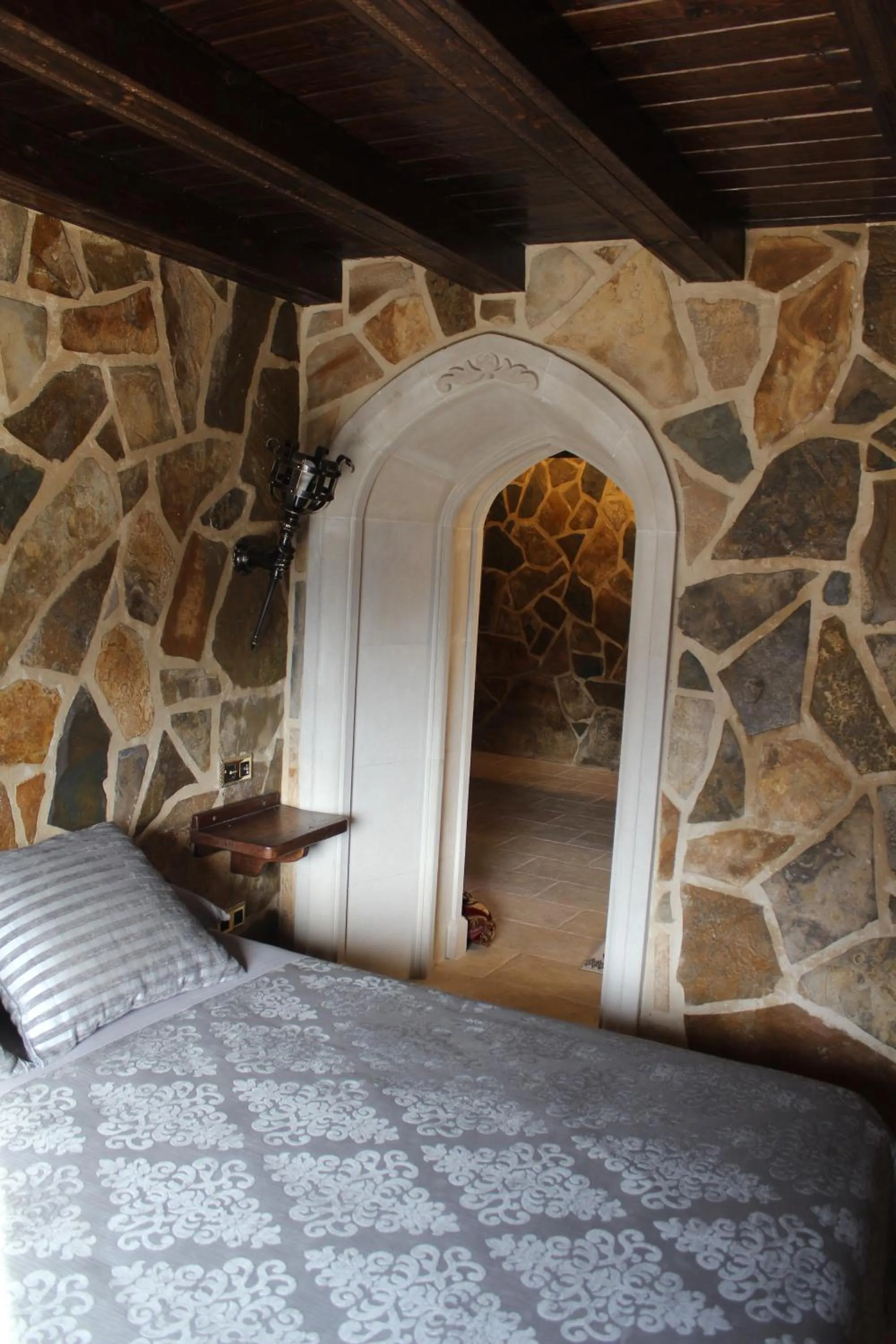 Decorative detail in Auberge Toison d'Or