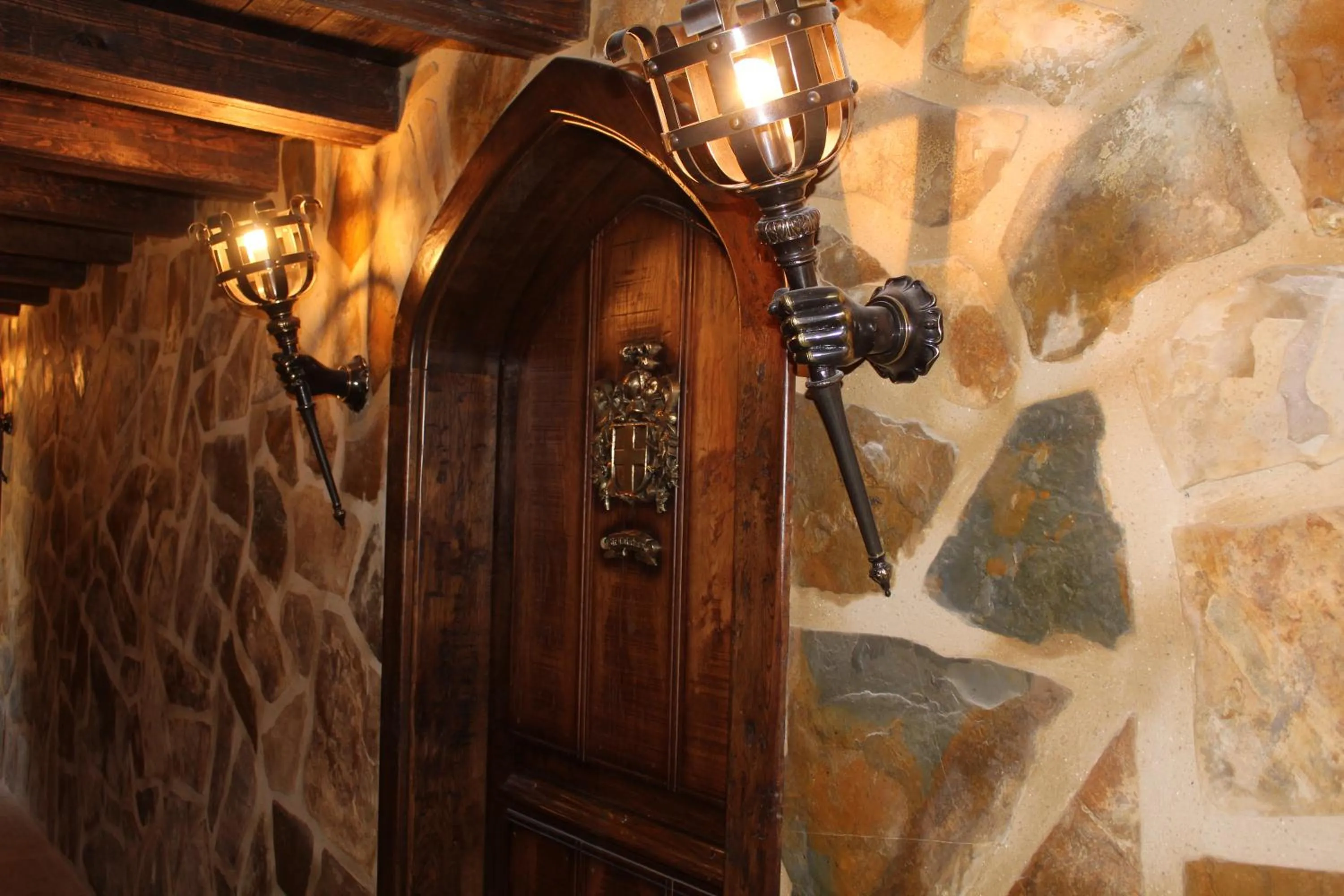 Decorative detail in Auberge Toison d'Or