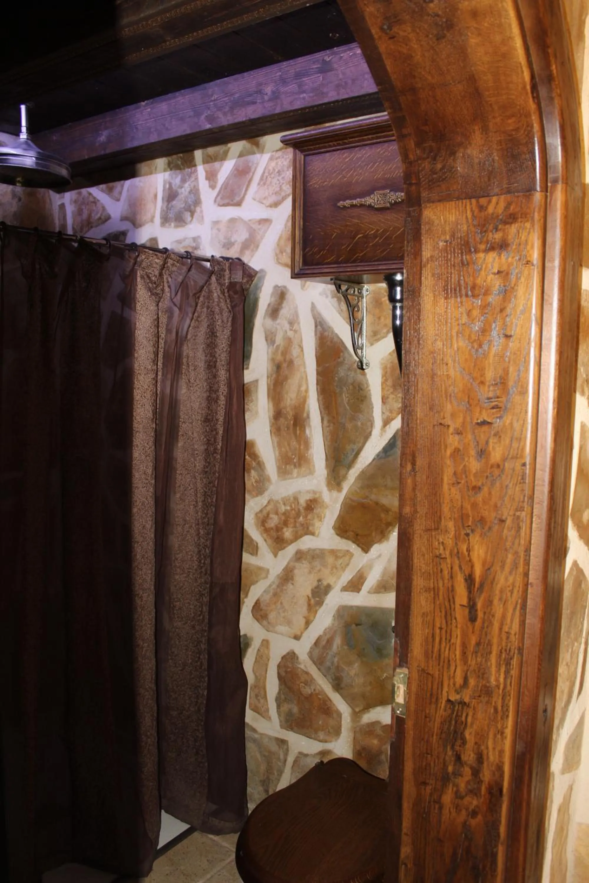 Decorative detail in Auberge Toison d'Or