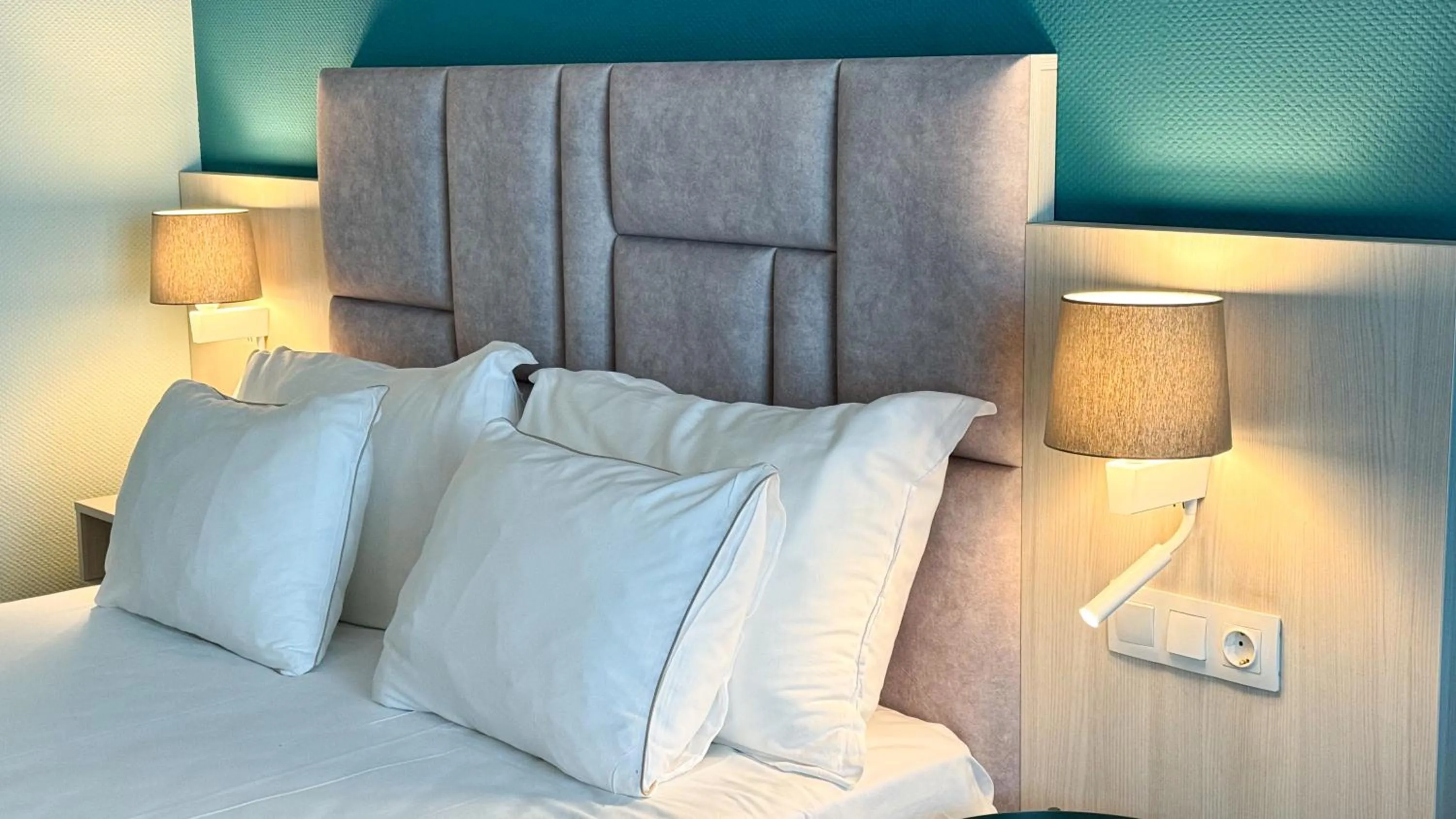 Bed in Hotel Boryana