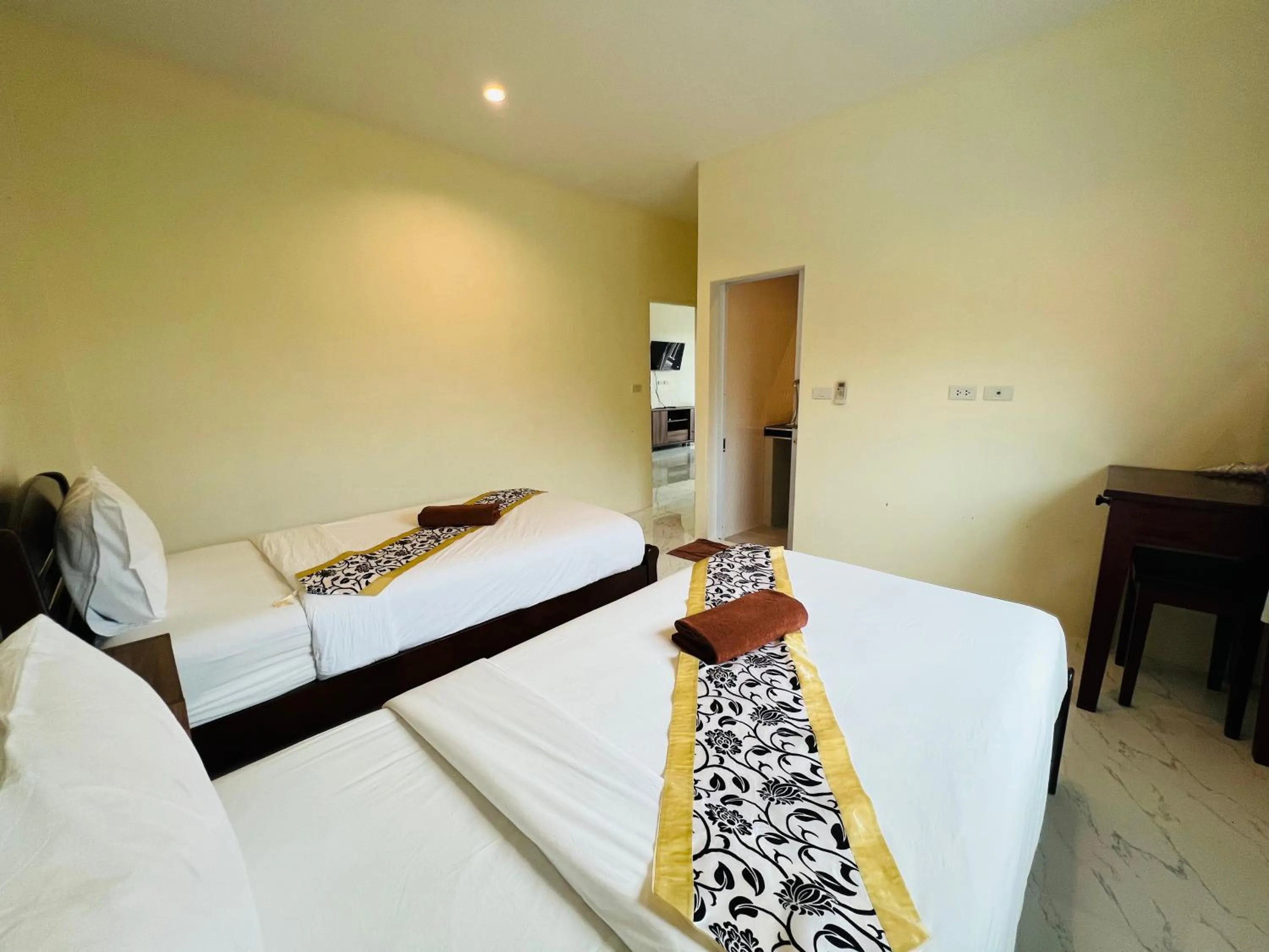 Bedroom, Bed in Tharathip Resort Koh Phangan - SHA Plus