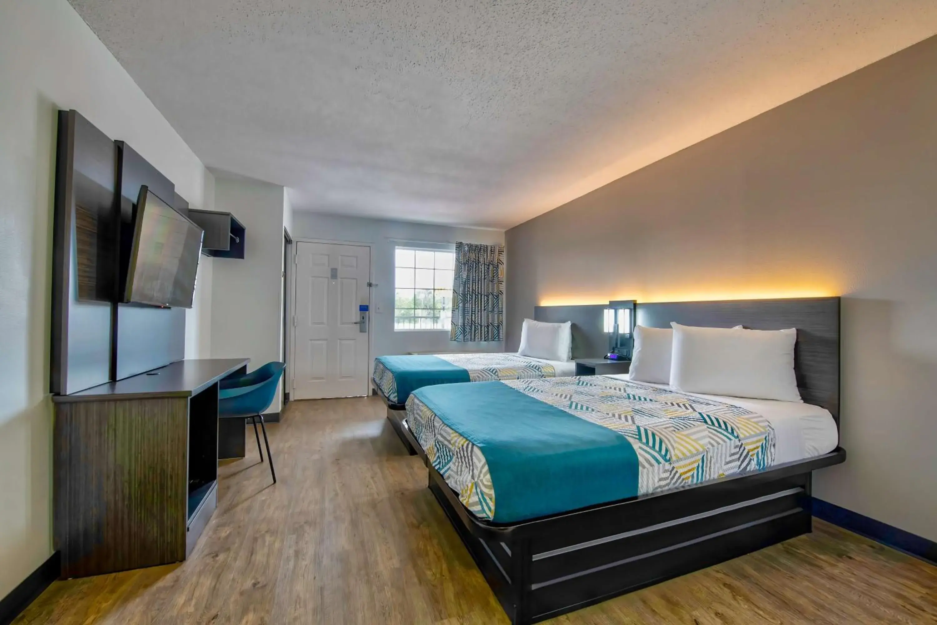 Bedroom, Bed in Studio 6-Pascagoula, MS Bedroom, Bed in Studio 6-Pascagoula, MS