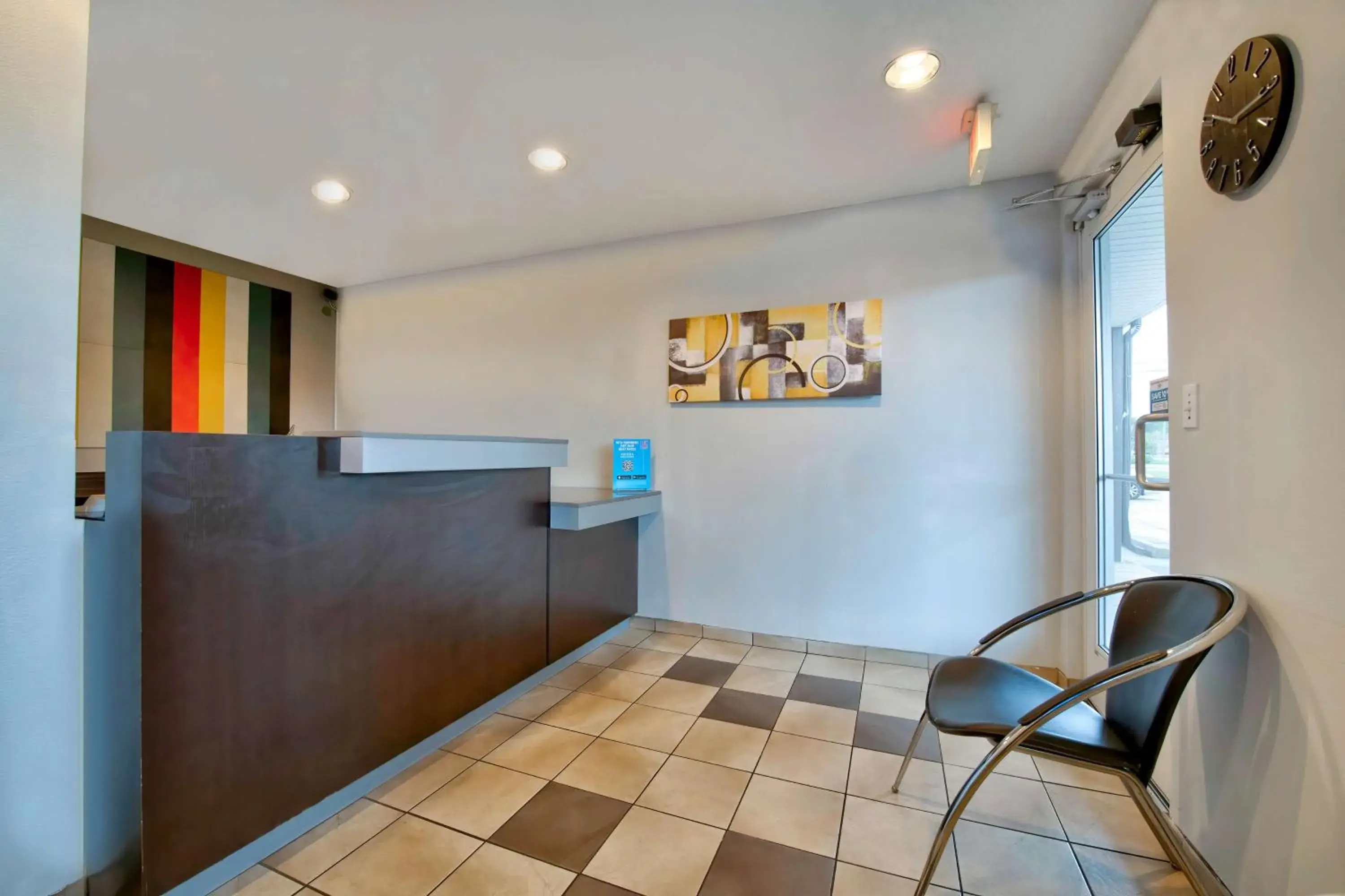 Lobby or reception in Studio 6-Pascagoula, MS Lobby or reception in Studio 6-Pascagoula, MS