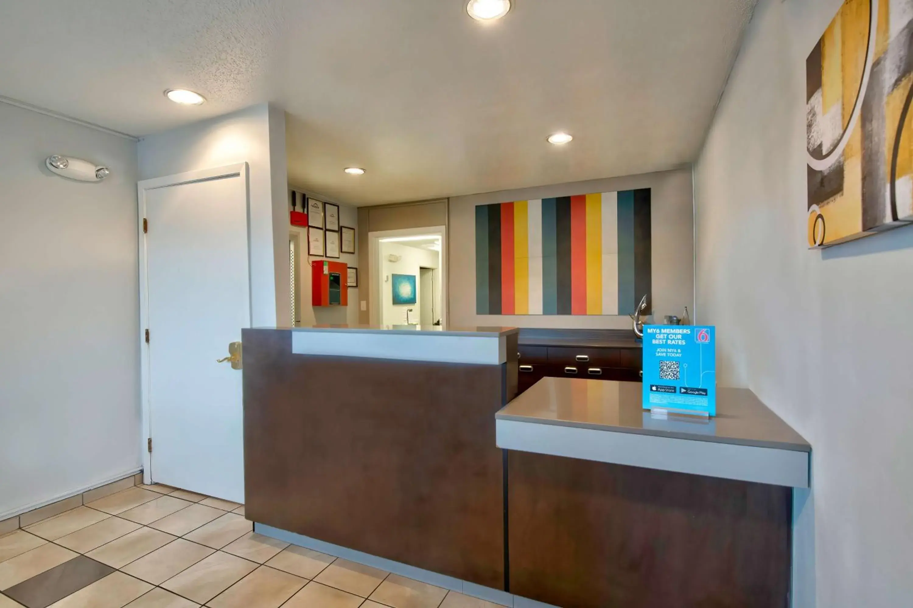 Lobby or reception in Studio 6-Pascagoula, MS Lobby or reception in Studio 6-Pascagoula, MS