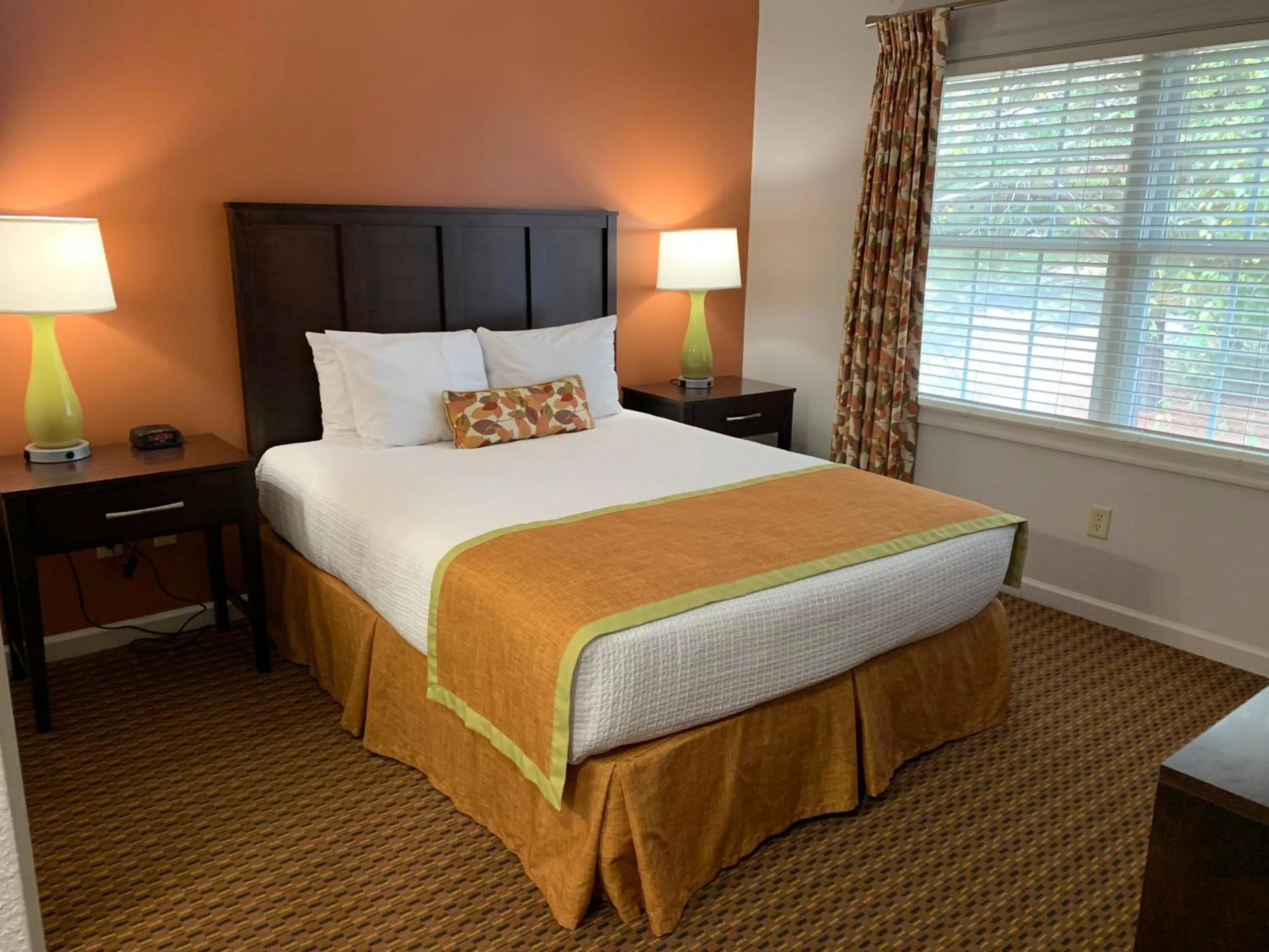 Bedroom, Bed in Vacation Village at Williamsburg