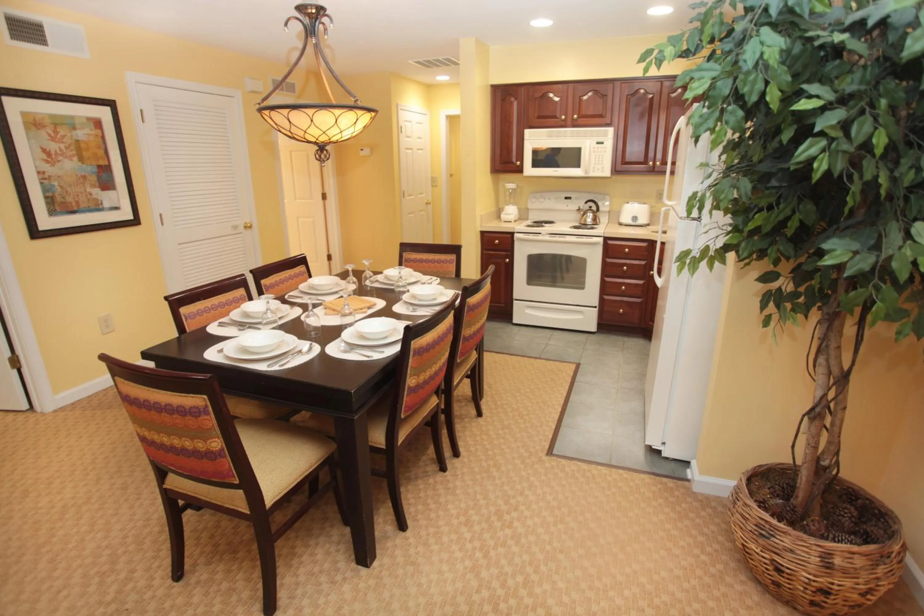 Kitchen or kitchenette in Vacation Village at Williamsburg