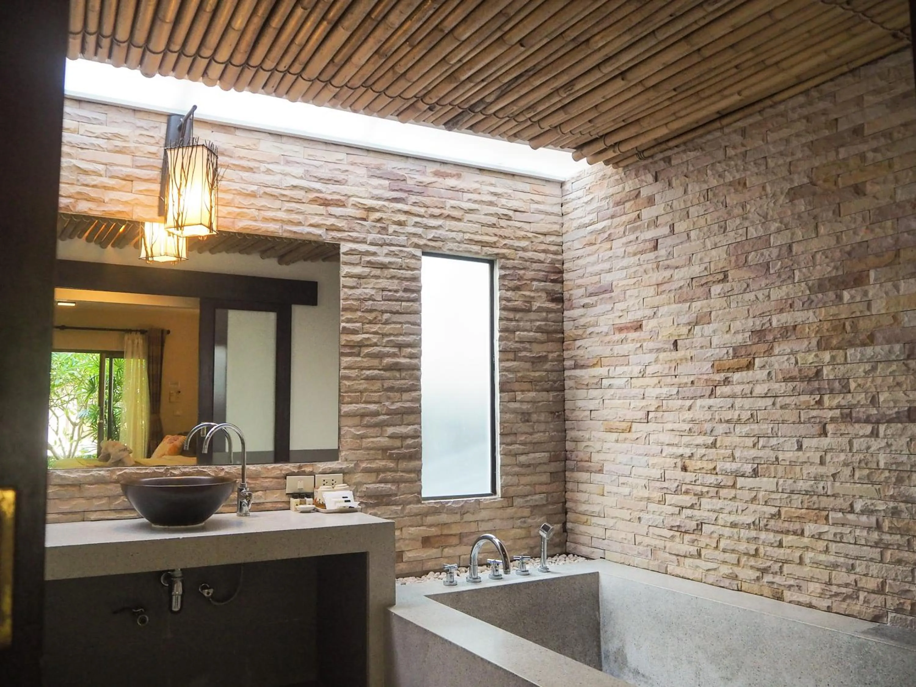 Bathroom in Sarikantang Resort & Spa, Koh Phangan