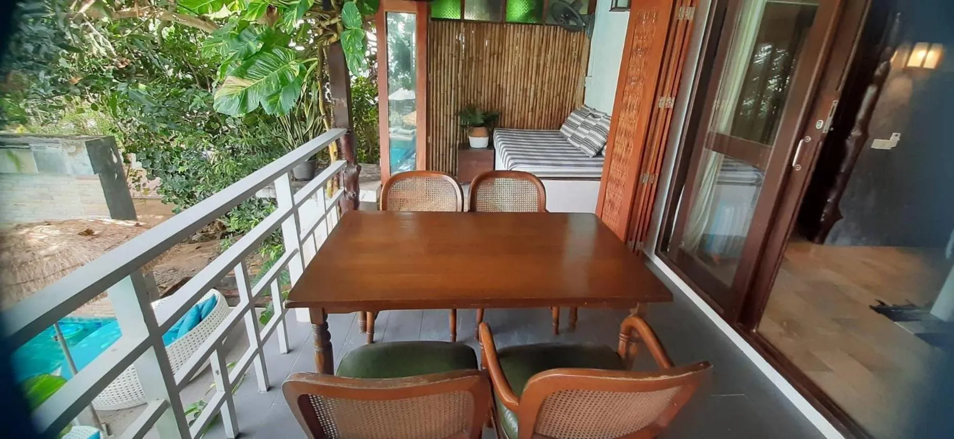 Cookies Salad Resort