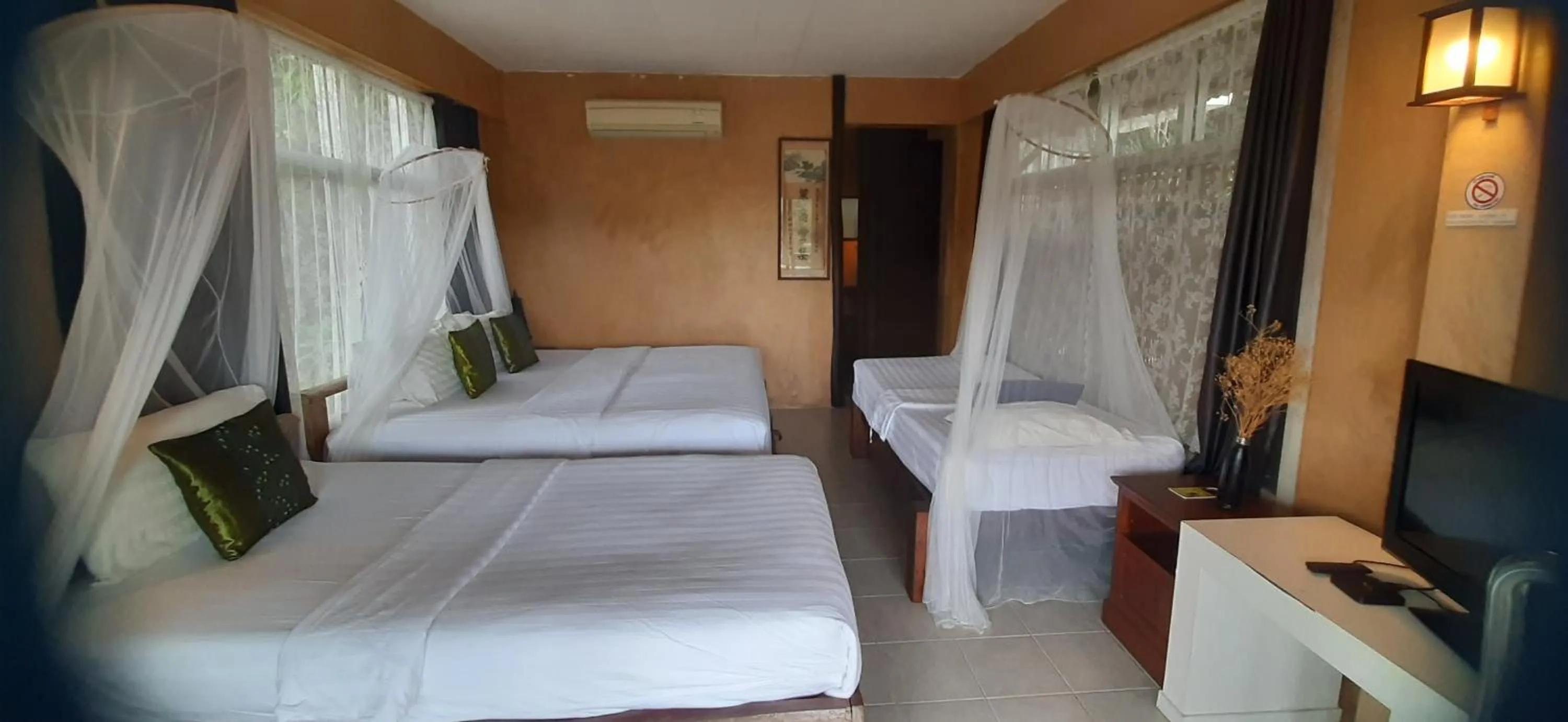 Bed in Cookies Salad Resort