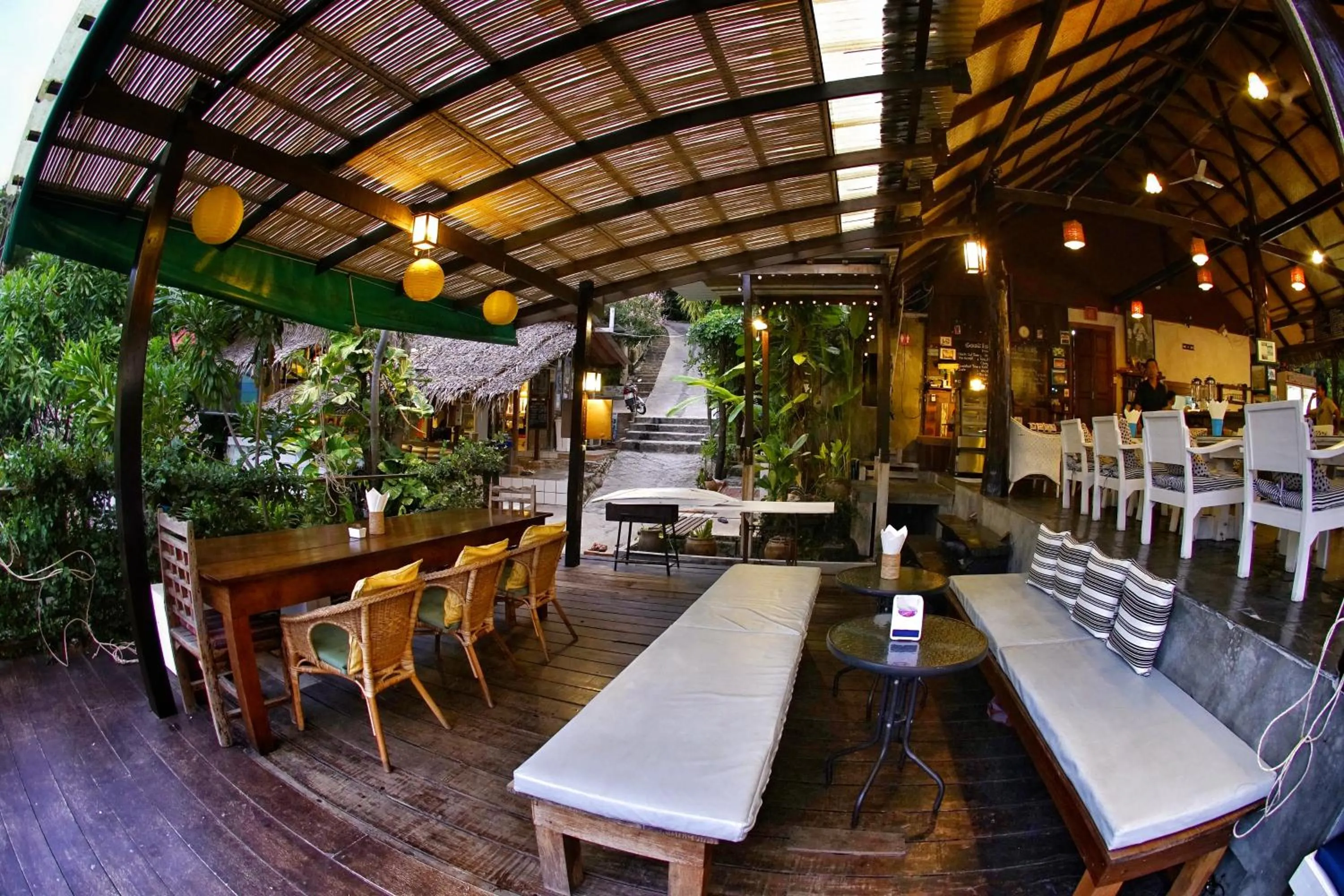 Restaurant/places to eat in Cookies Salad Resort