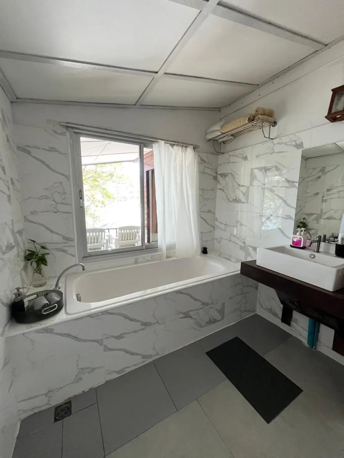 Cookies Salad Resort