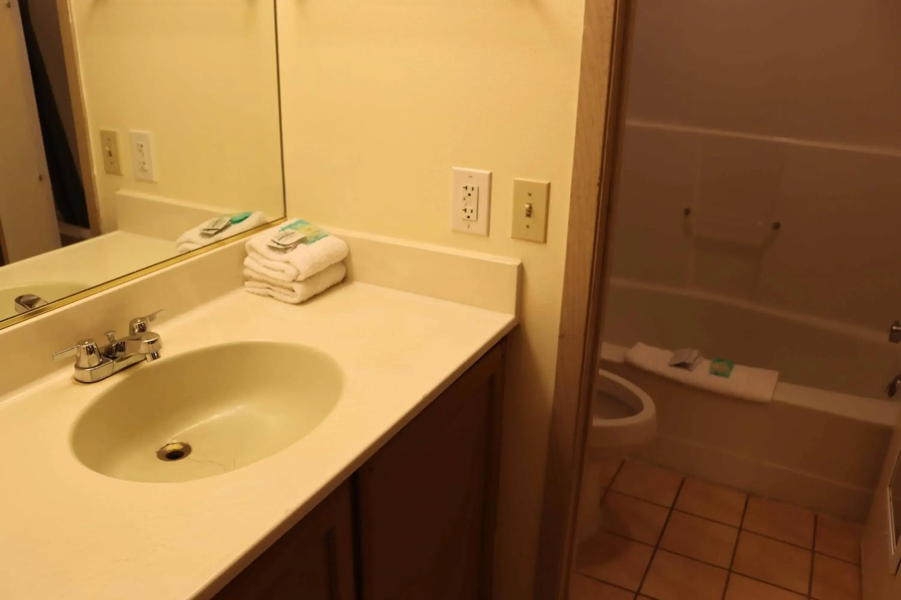 Tiki Lodge Motel Tiki Lodge Motel