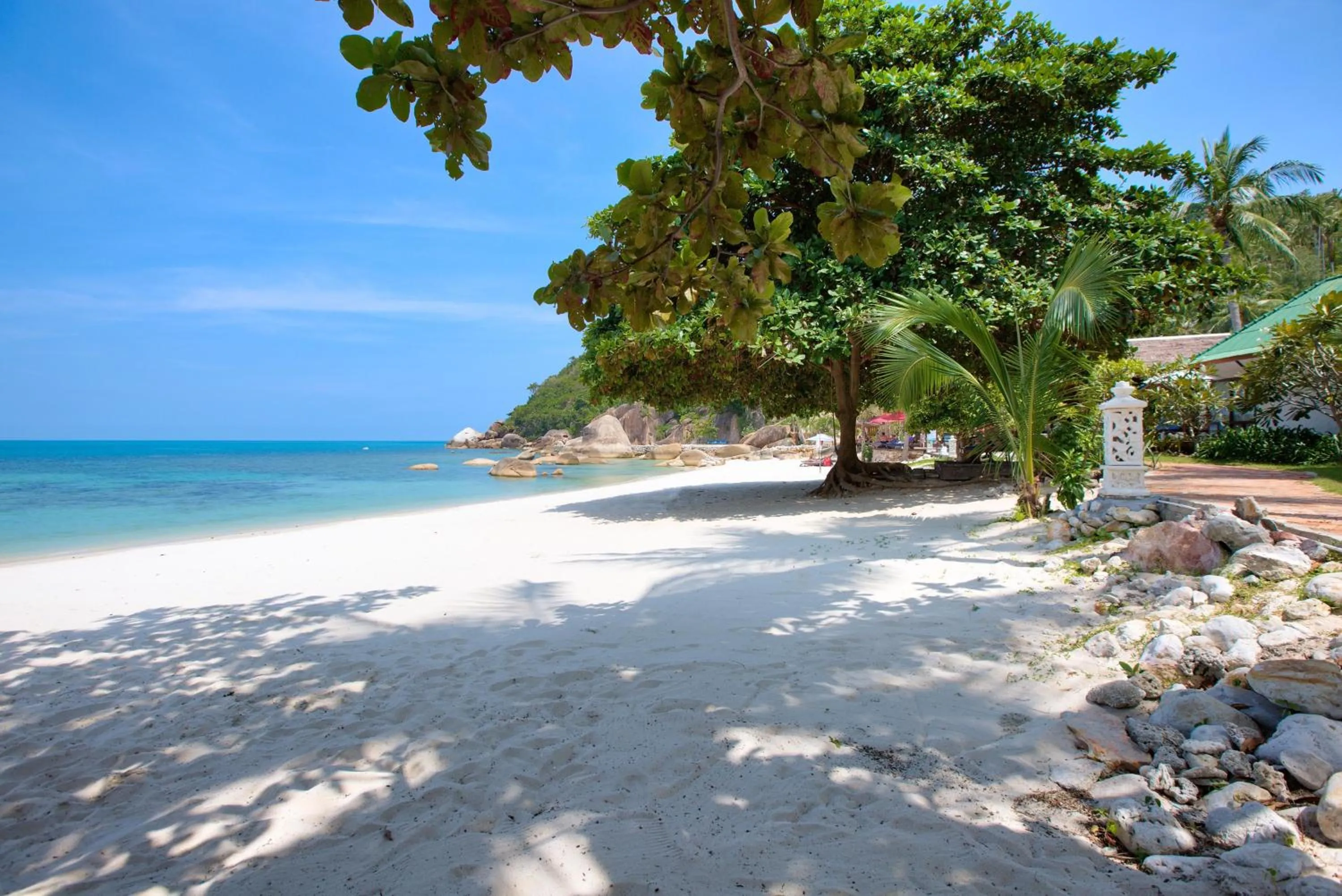 Beach in Crystal Bay Yacht Club Beach Resort