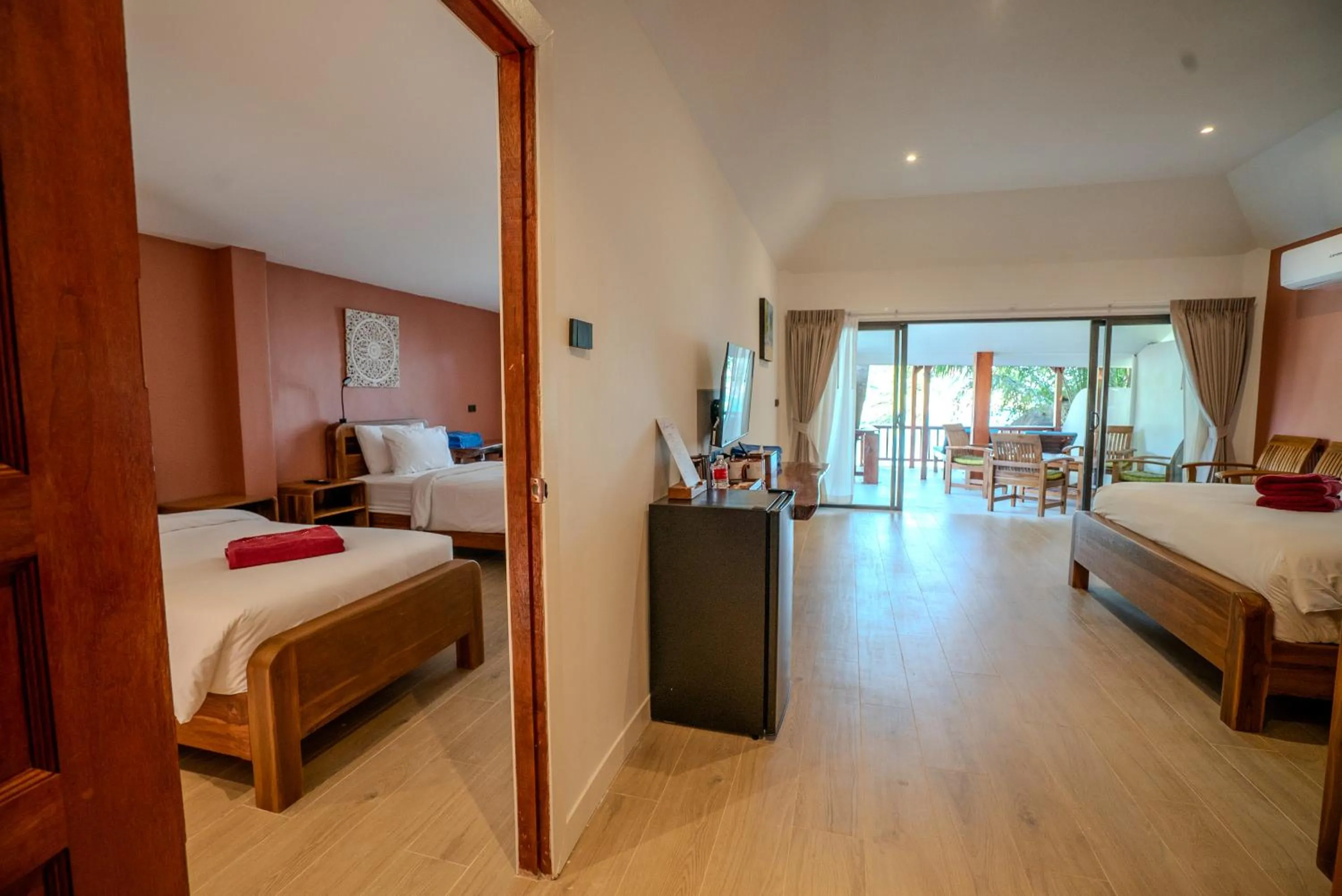 Photo of the whole room, Bed in Crystal Bay Yacht Club Beach Resort