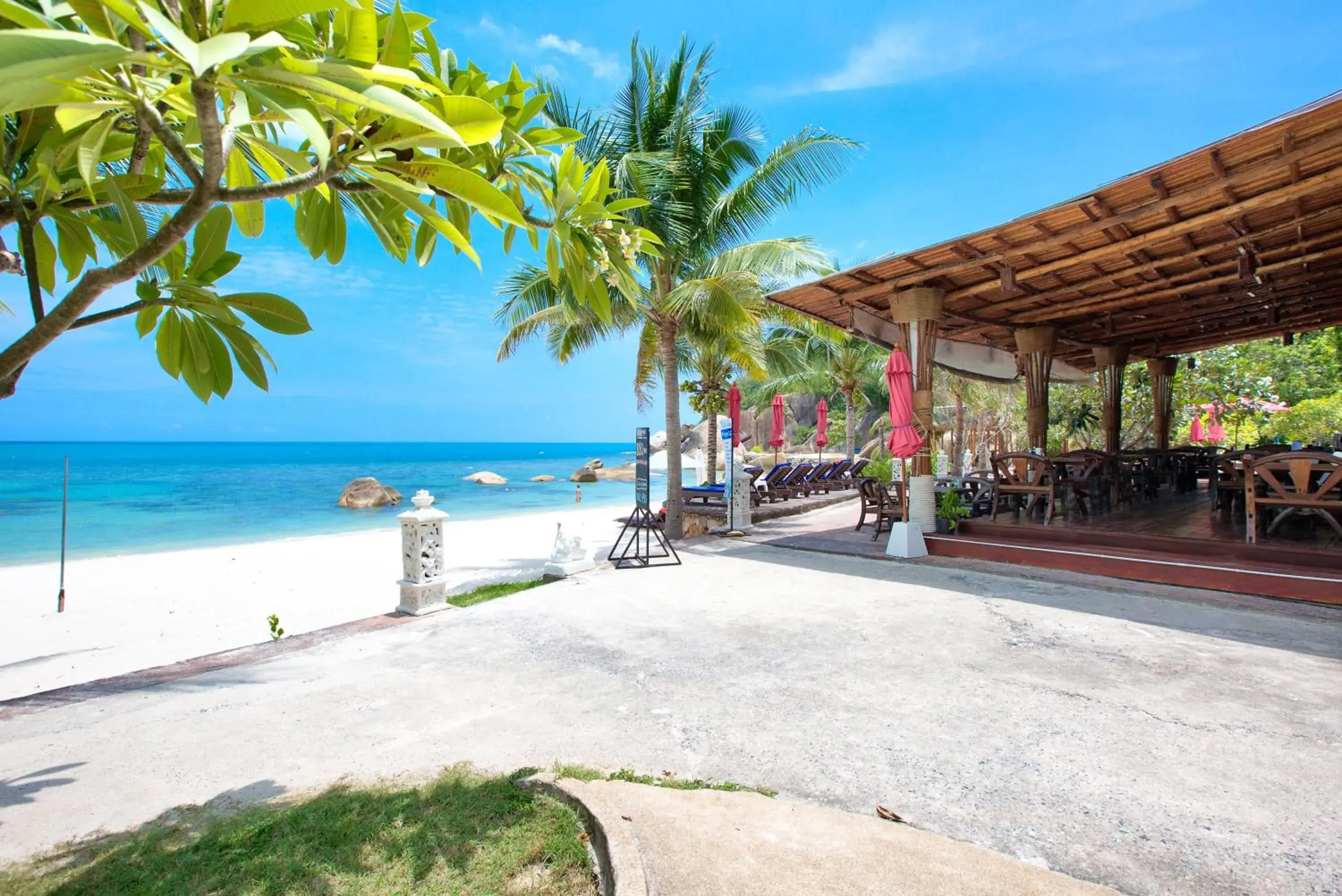 Restaurant/places to eat in Crystal Bay Yacht Club Beach Resort Restaurant/places to eat in Crystal Bay Yacht Club Beach Resort