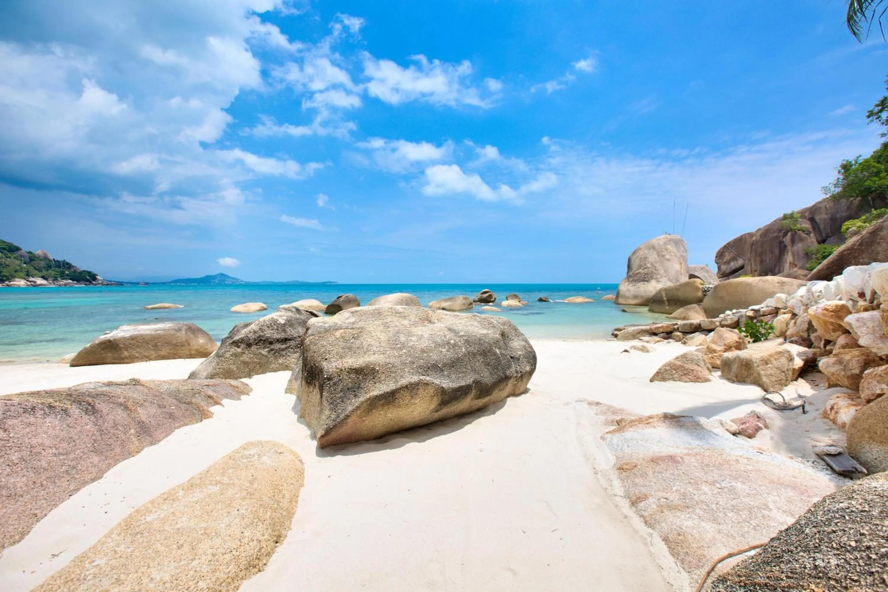 Beach in Crystal Bay Yacht Club Beach Resort