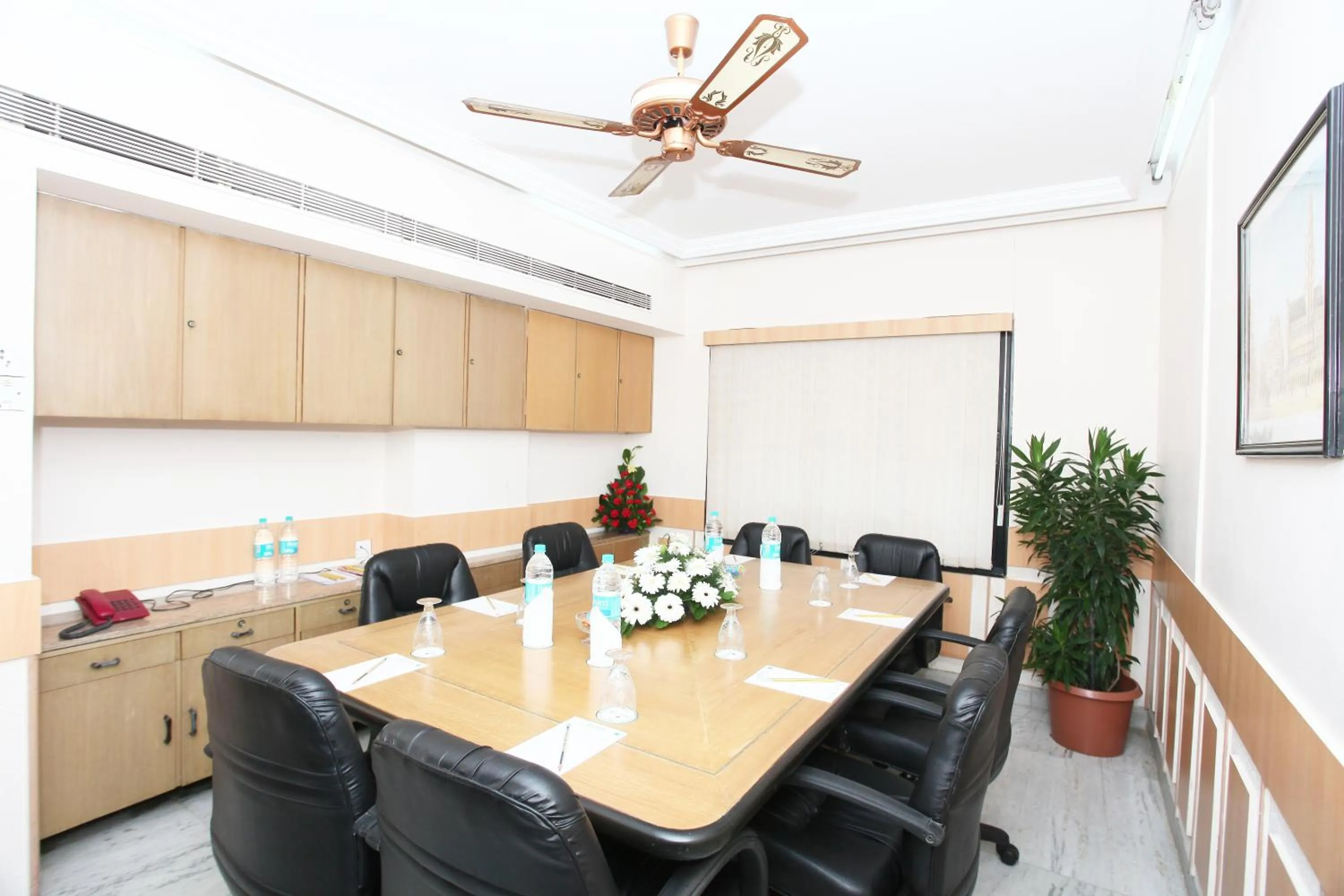 Business facilities in Regenta Place The Emerald