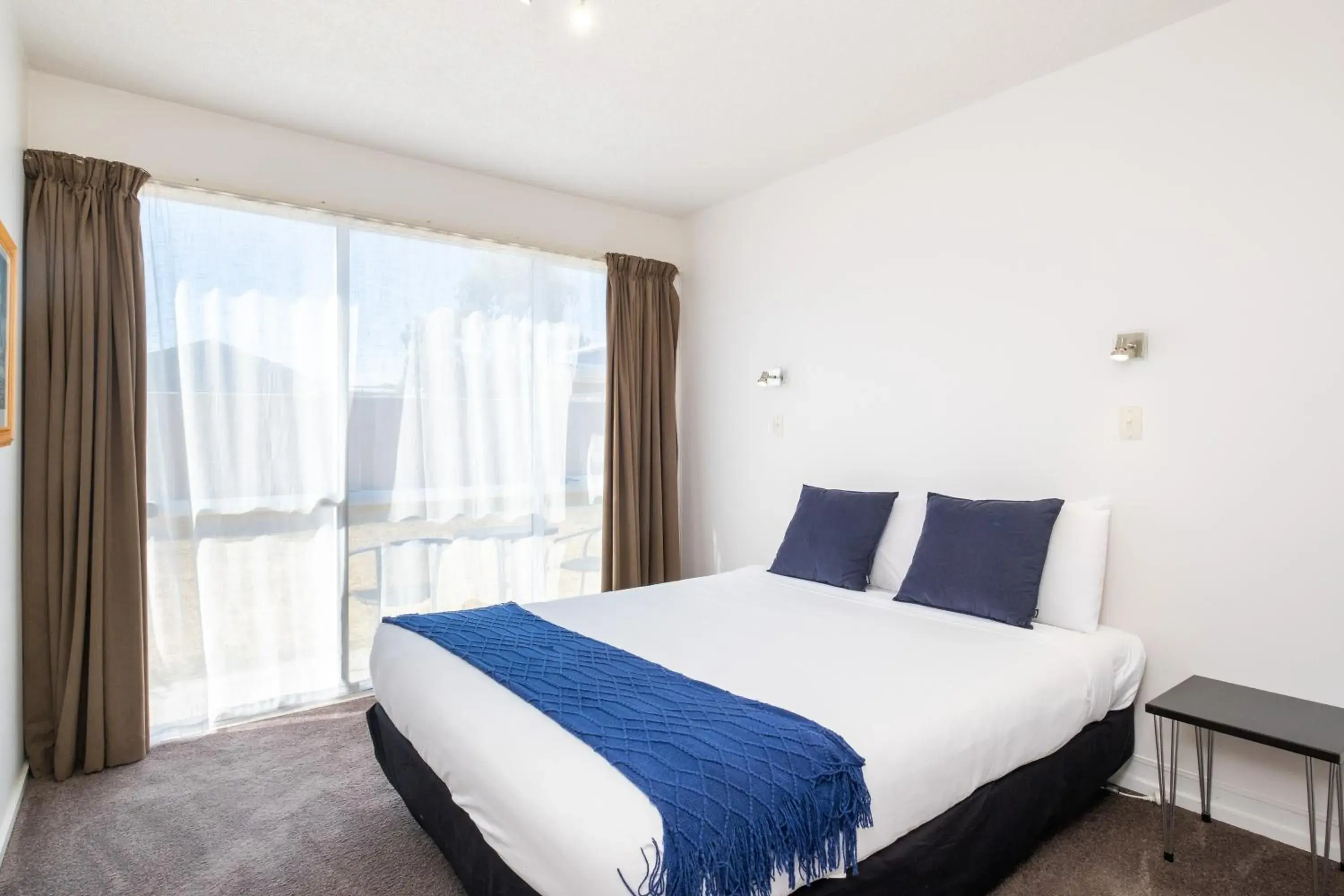 Large Twin Room in Chevron Motel Large Twin Room in Chevron Motel