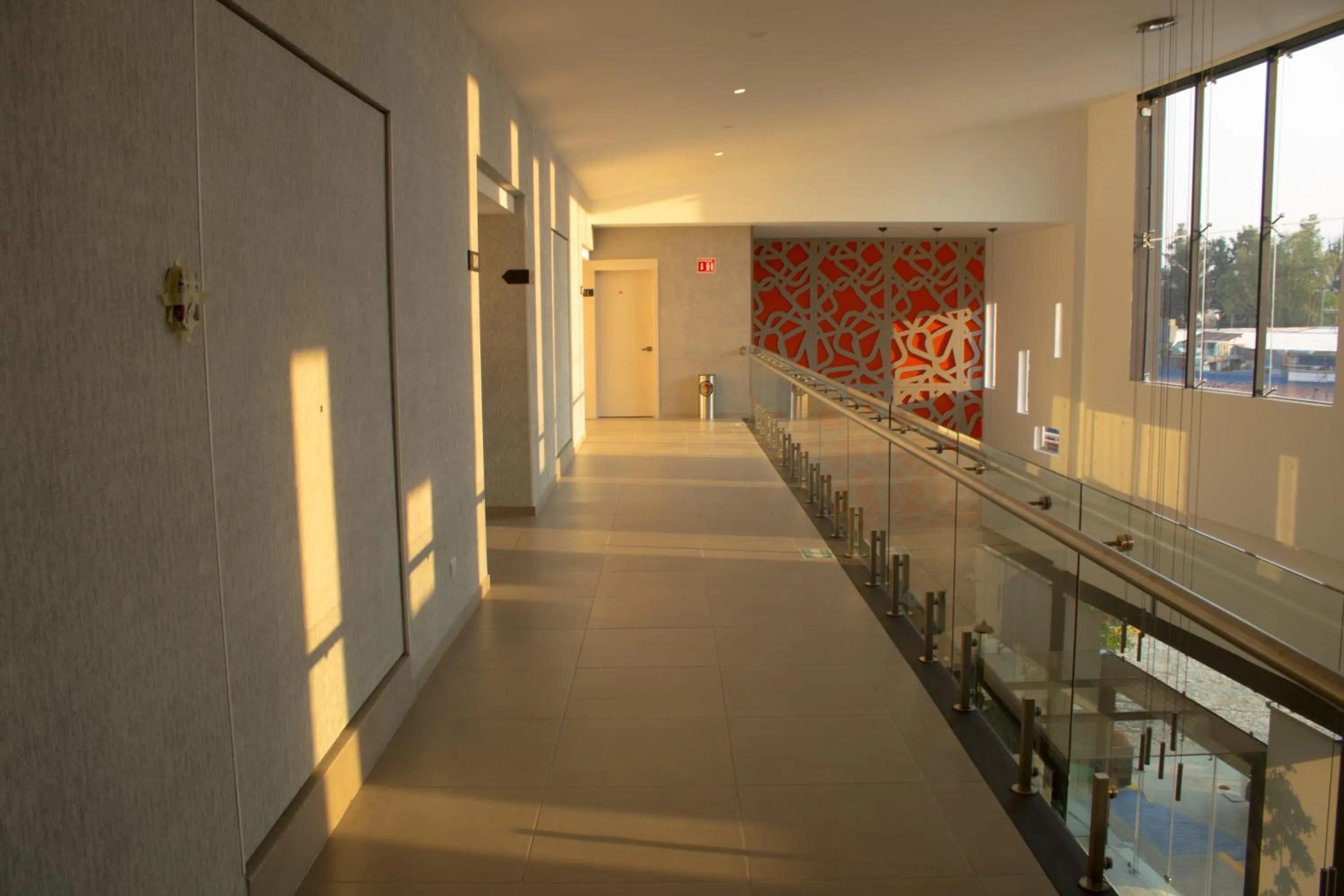 room service in Hangar Inn Guadalajara Aeropuerto