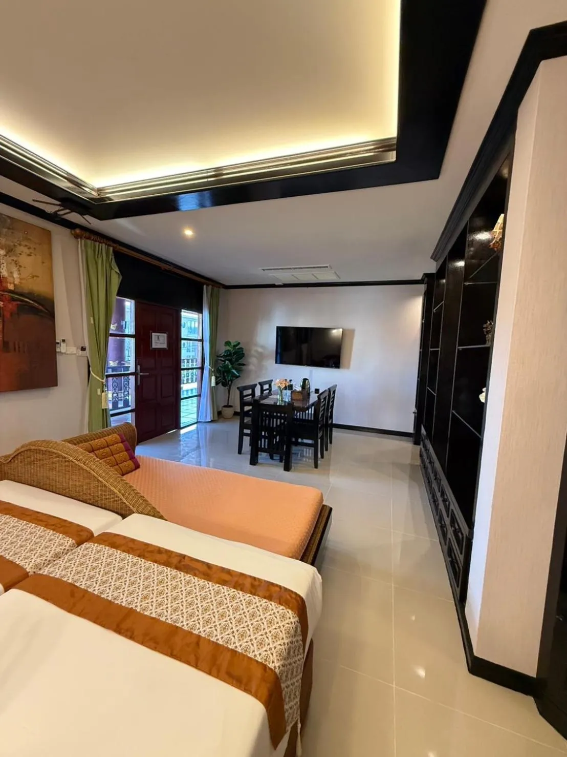 Living room, Bed in Royal Phawadee Village Patong - 2 Minutes walk to the beach