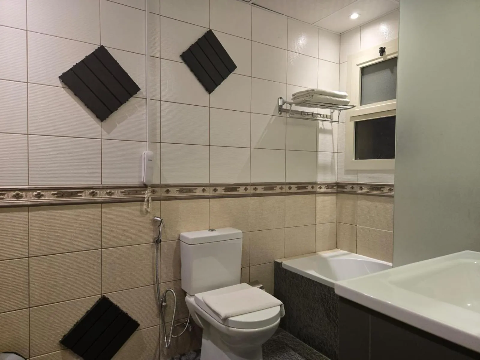 Shower in Al Raya Hotel Apartments