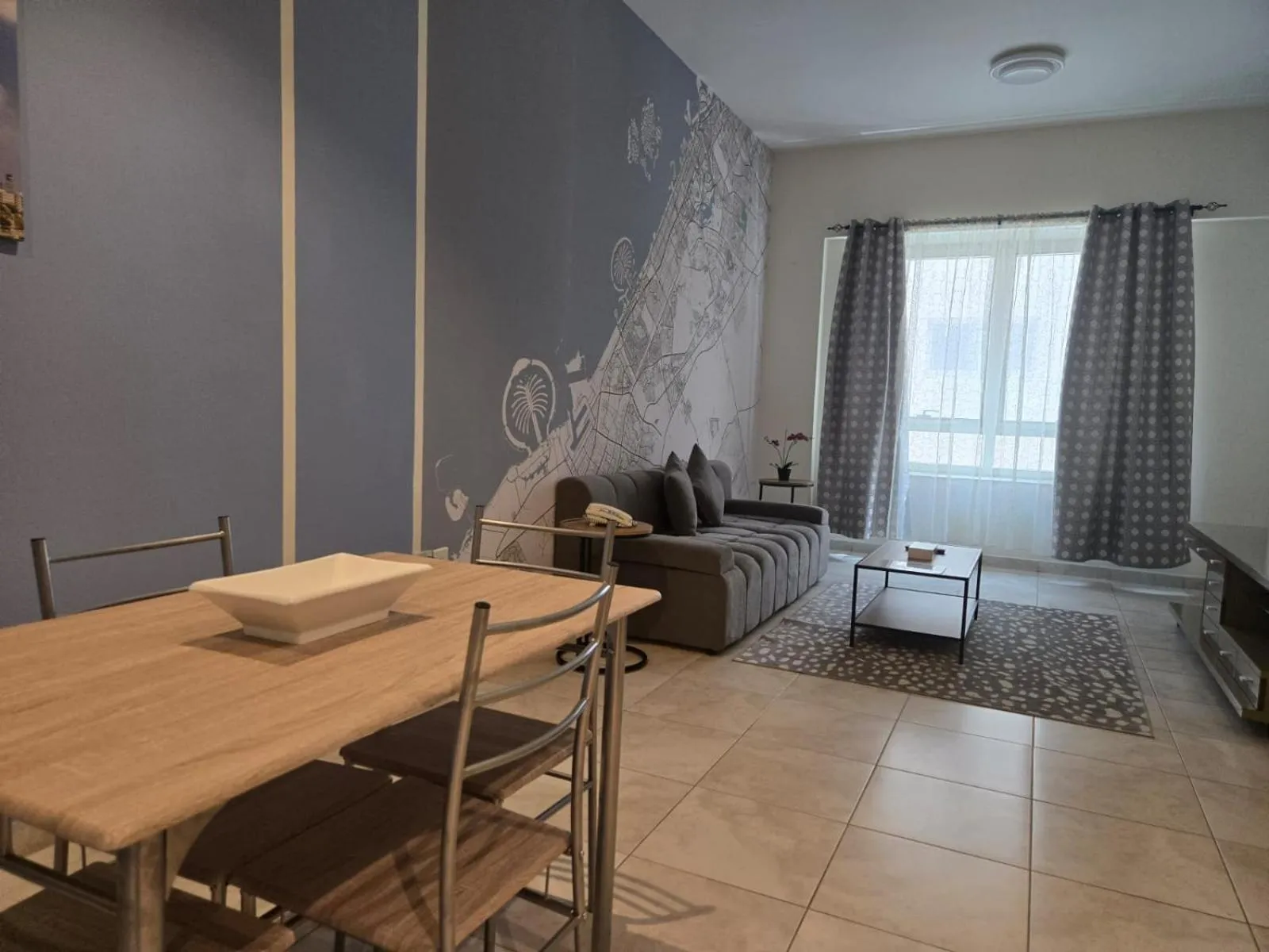 Living room in Al Raya Hotel Apartments