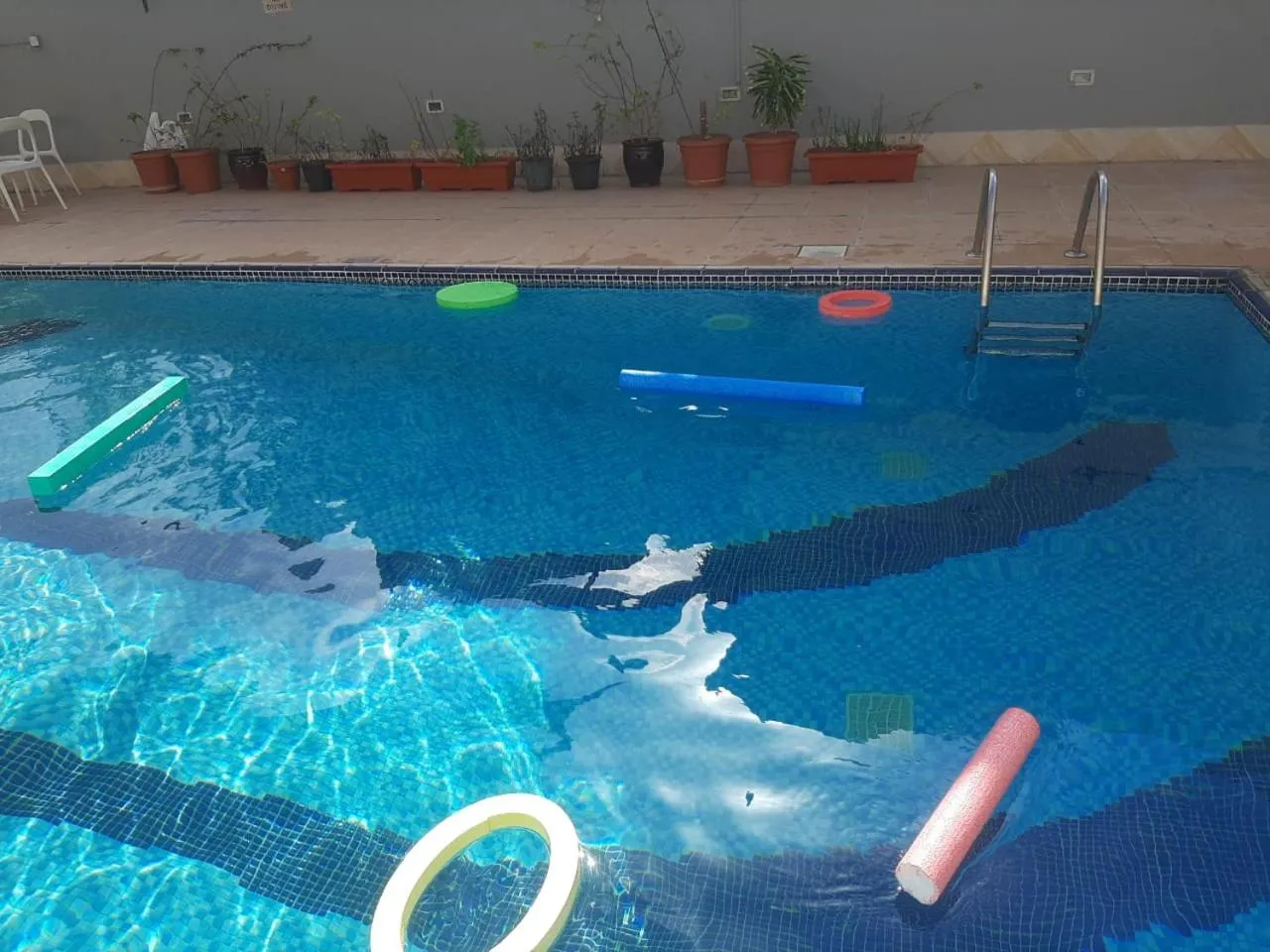 Swimming pool in Al Raya Hotel Apartments