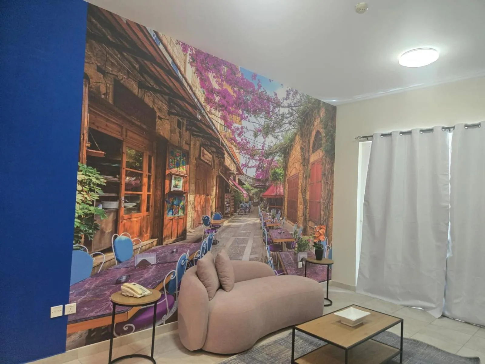 Living room in Al Raya Hotel Apartments