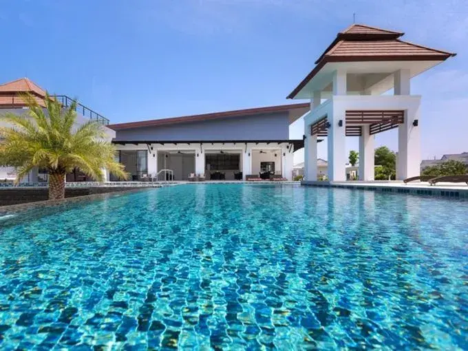 Restaurant/places to eat in Hideaway Pool Villa S126 Restaurant/places to eat in Hideaway Pool Villa S126