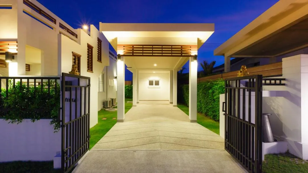 Facade/entrance in Hideaway Pool Villa S126