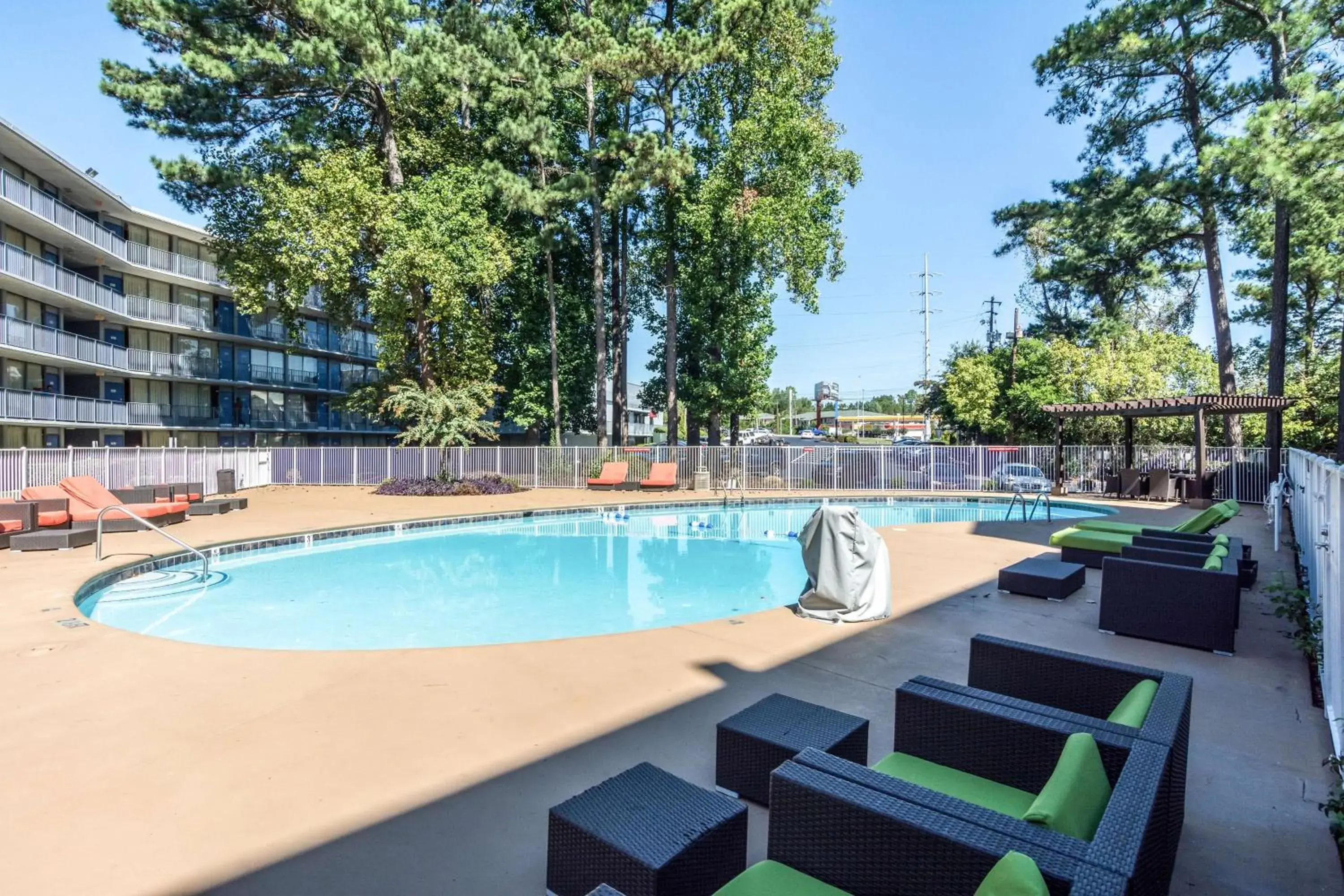 Day, Swimming Pool in Studio 6-Marietta, GA - Atlanta