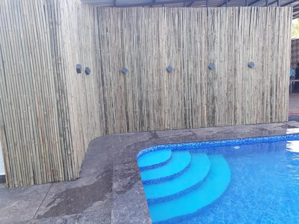 Swimming pool in Sea Land Kihim